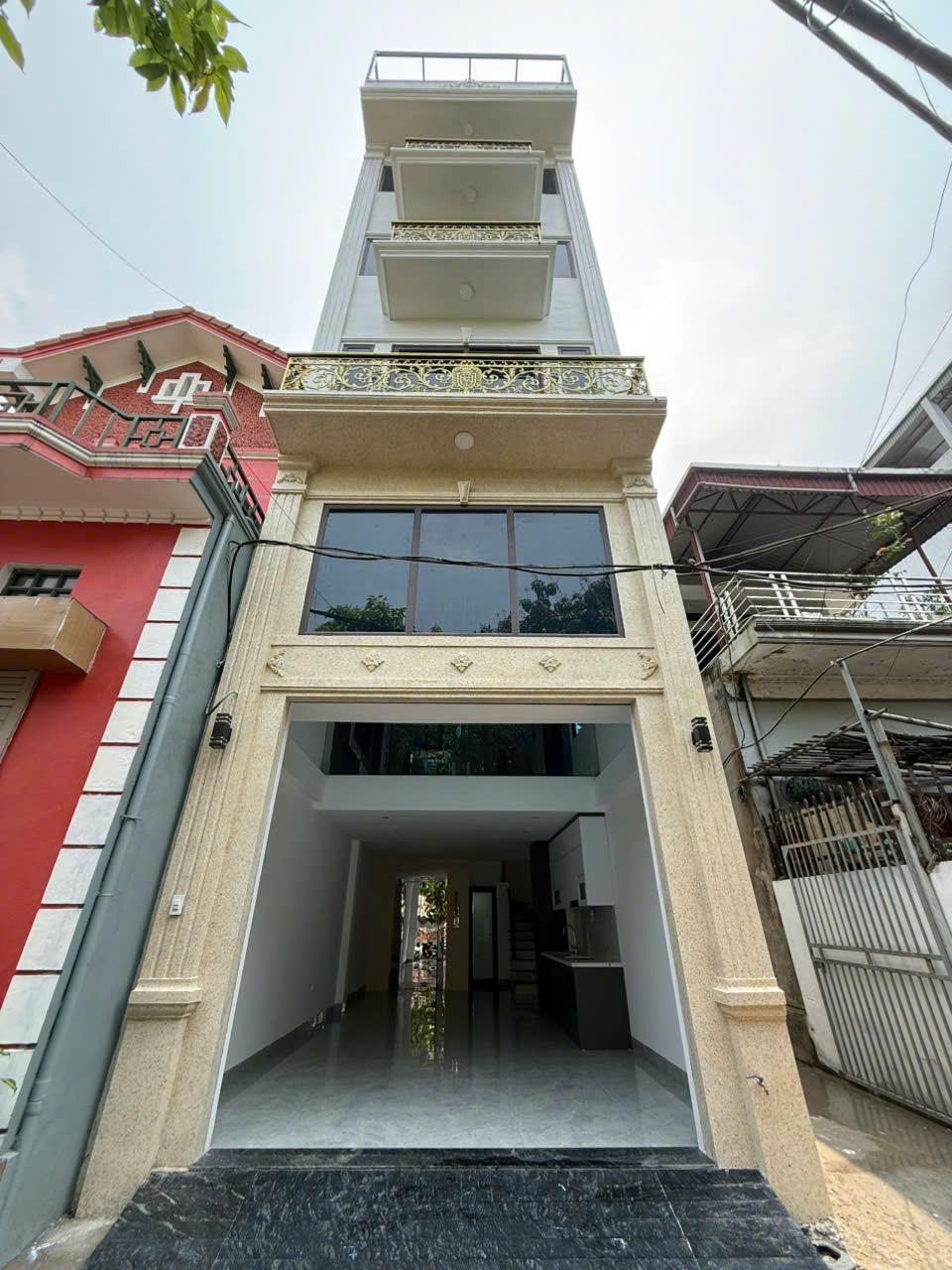 Hàng hiếm Phúc Lợi, Long Biên - Nhà đẹp 6 tầng thang máy - Ô tô vào nhà - MT 5m đẹp - Gần 14 tỷ