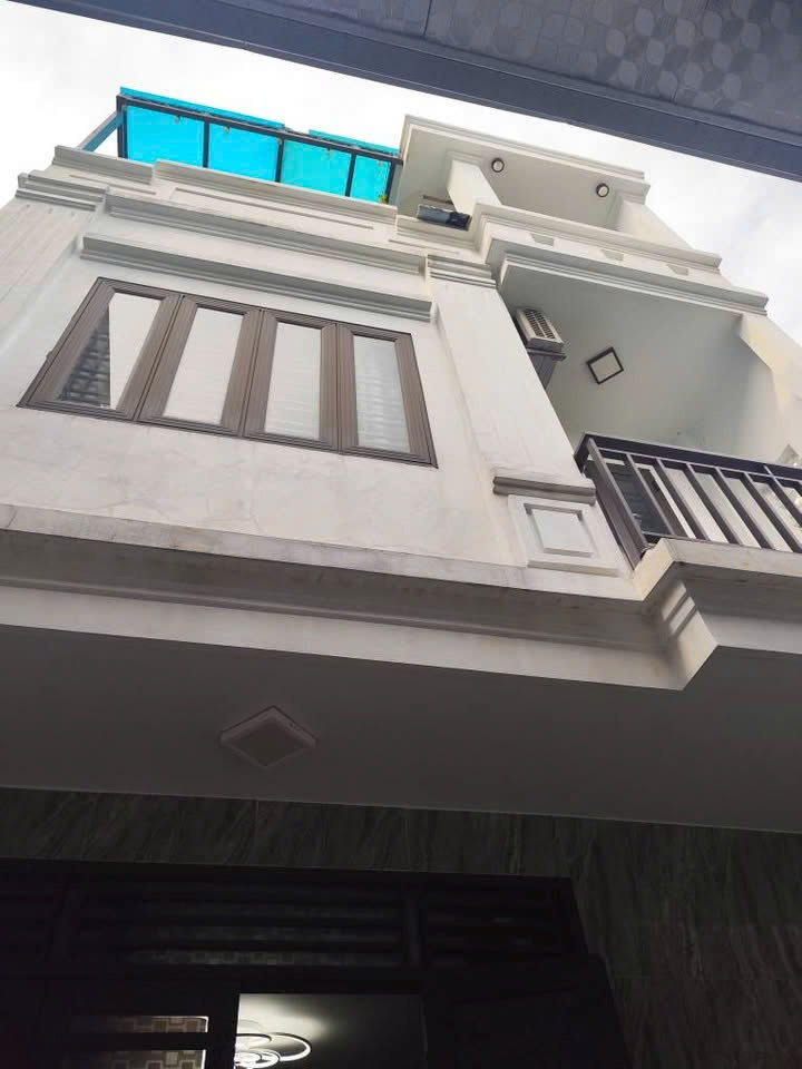 Nhà đẹp Dư Hàng - 3 tầng dân xây kiên cố - Nhà đẹp ở ngay - Trung tâm tiện ích - Giá tốt