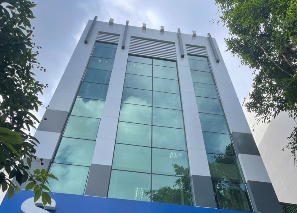 (Chính chủ) bán tòa VP mặt phố Hòa Mã, mặt tiền hiếm 7m, 9 tầng thang máy, 187m2, 167.5 tỉ