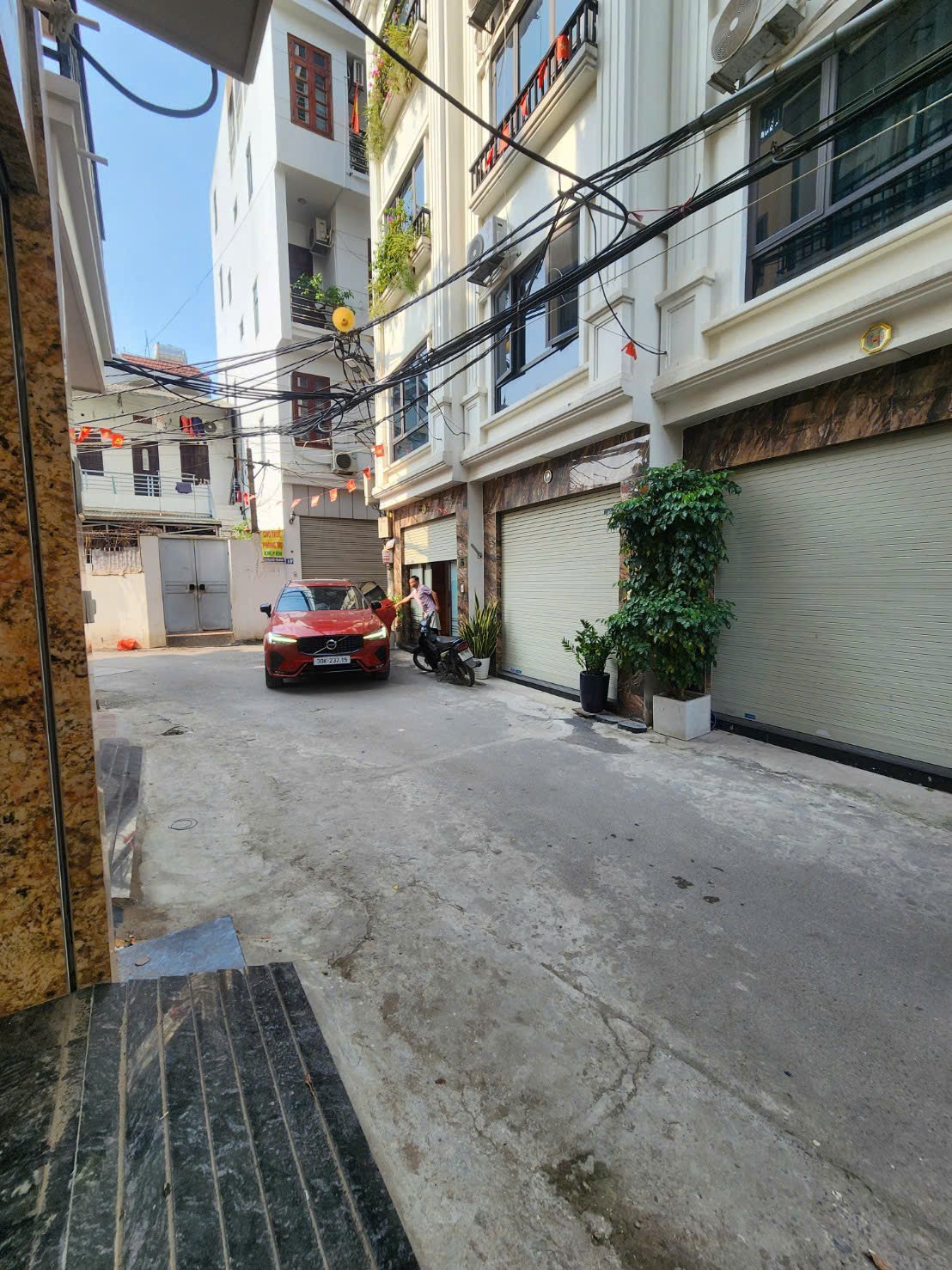 Bán nhà Tây Hồ ô tô vào nhà, thang máy nhập khẩu, 55m² x 6 tầng, giá 16,85 tỷ Cần bán nhà đẹp quận Tây Hồ, diện tích 55m², xây 6 tầng, mặt tiền 4m