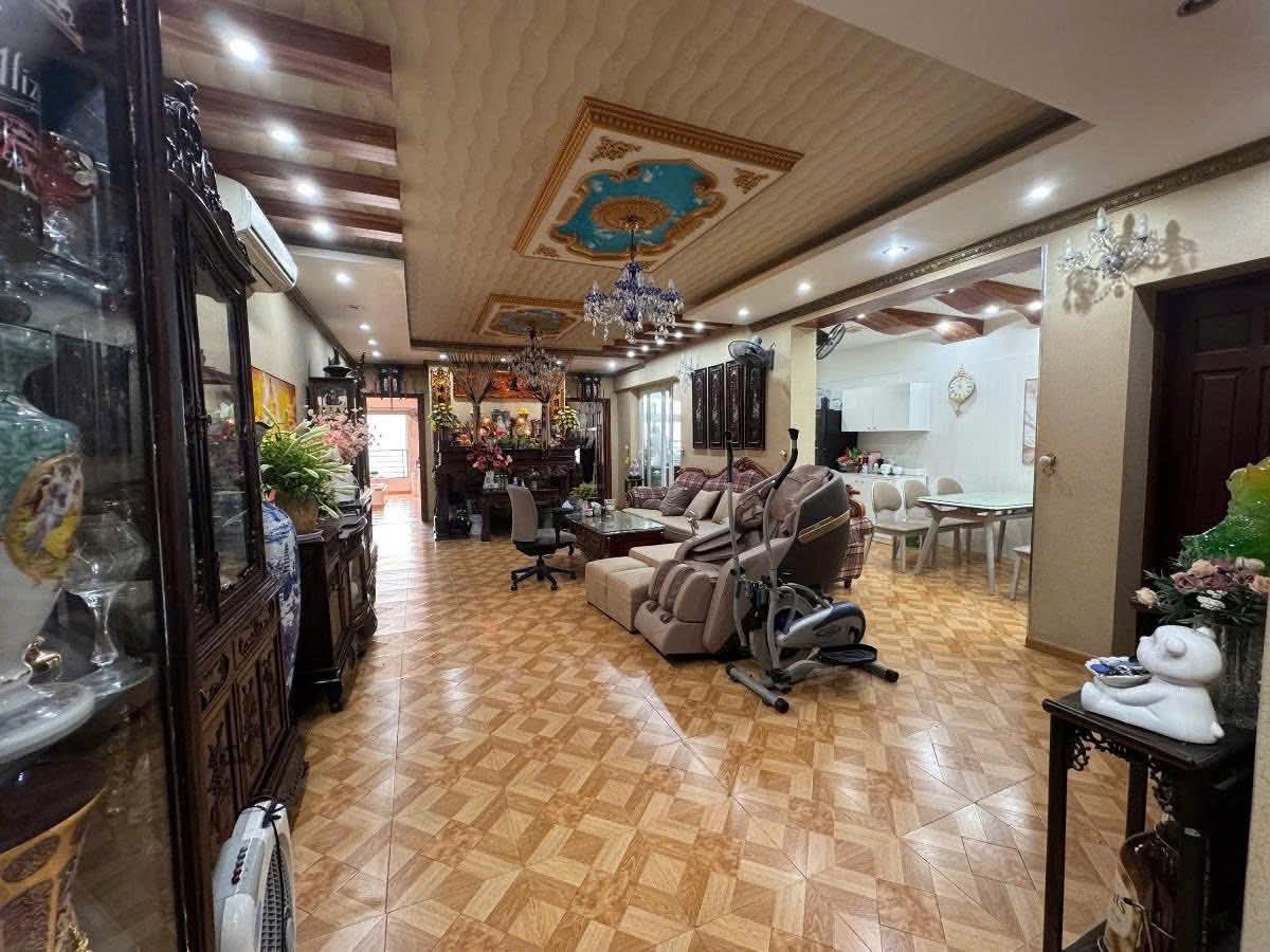CHUNG CƯ NGUYỄN THỊ THẬP 162M2, 3 NGỦ 3 WC, FULL NỘI THẤT, GIÁ 18.6 TỶ.