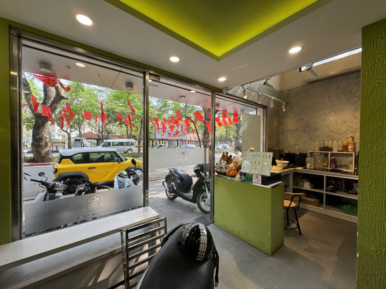 LÊ HỒNG PHONG - MẶT PHỐ HOA HẬU BA ĐÌNH - LÔ GÓC 2 MẶT TIỀN - NHÀ SIÊU ĐẸP - VỈA HÈ RỘNG - 30M² NHỈNH 21 TỈ