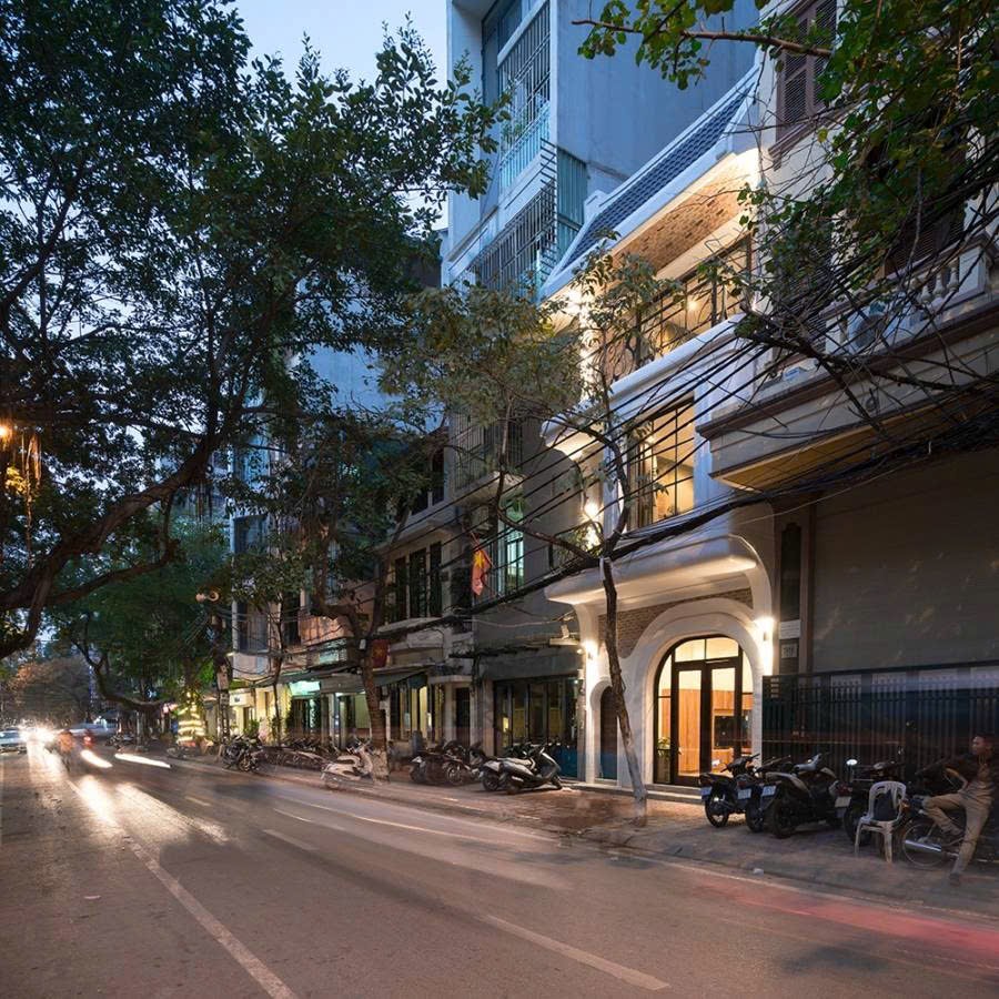 VÂN HỒ - MẶT PHỐ - VỈA HÈ - MẶT TIỀN ĐẸP - THANG MÁY - Ô TÔ TRÁNH - KINH DOANH - DÒNG TIỀN - 60M² 29 TỈ