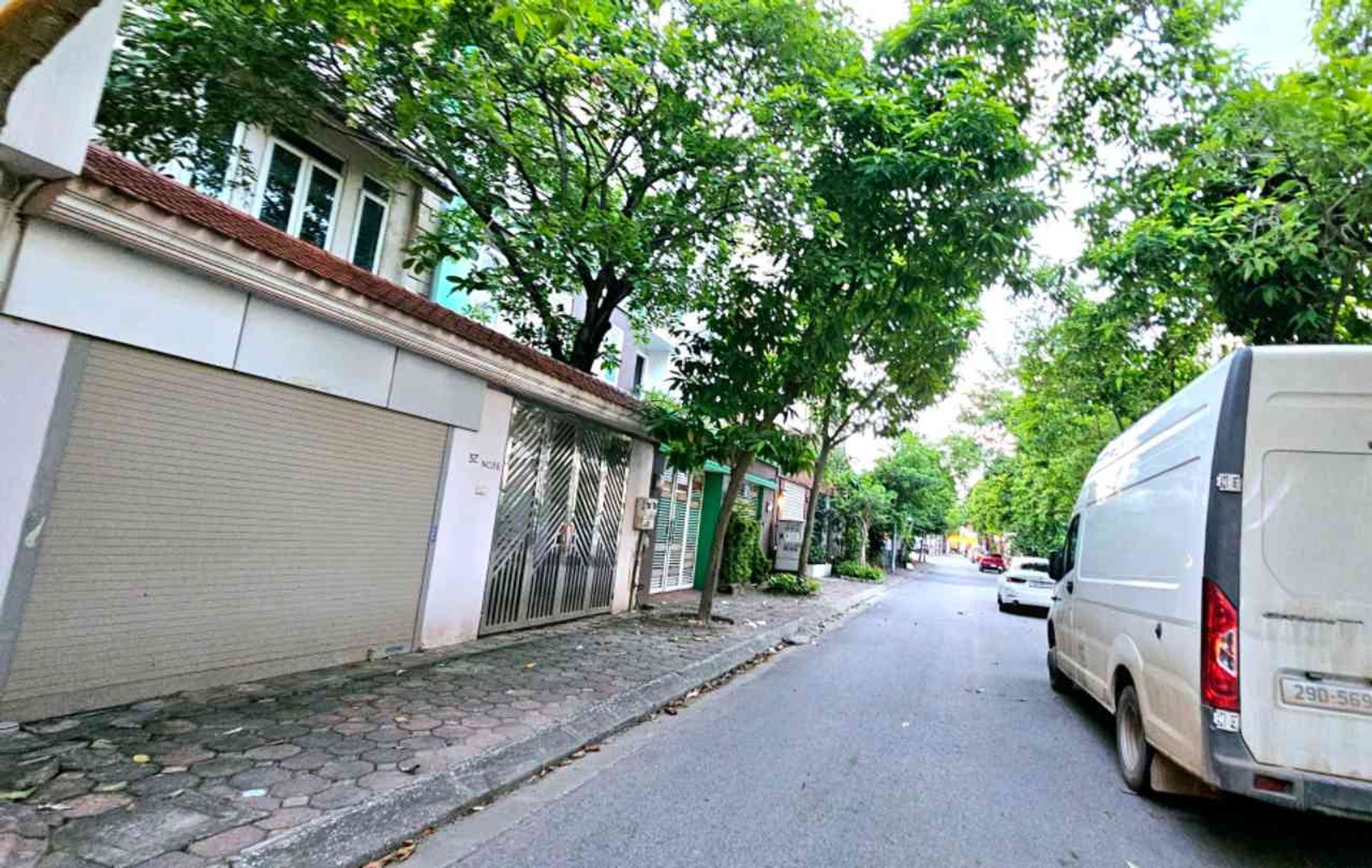 BÁN BIỆT THỰ KĐT SÀI ĐỒNG 213M2- 4 TẦNG THÔ- SÁT CÔNG VIÊN HỒ- 63 TỶ