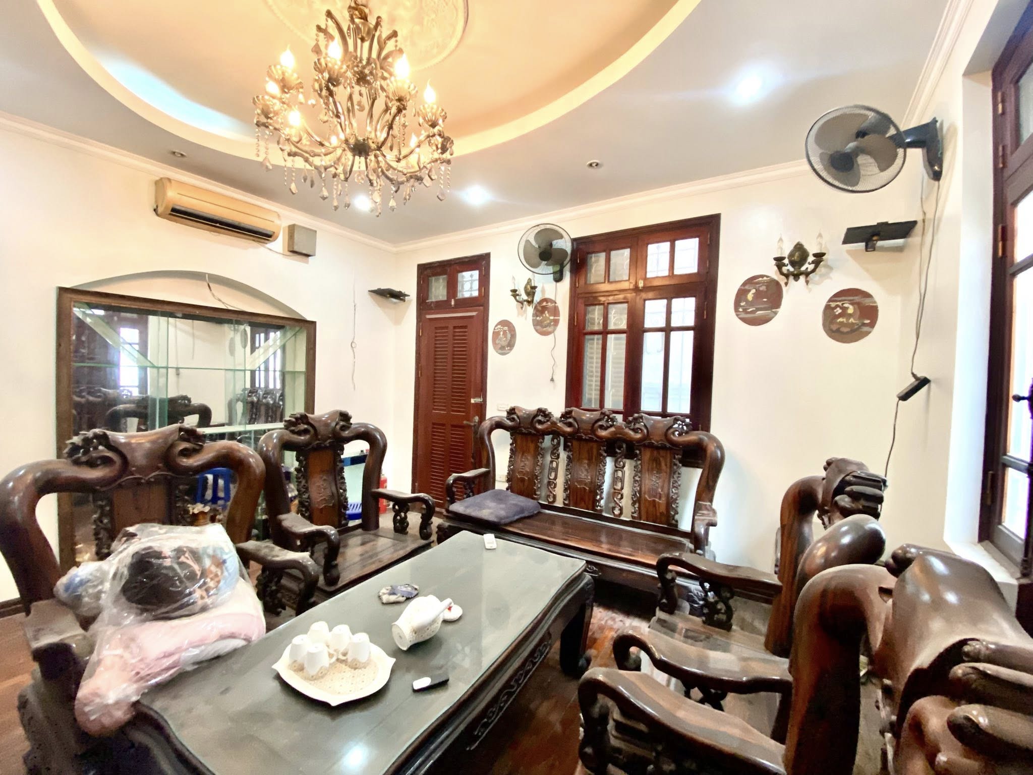 (Chính chủ) bán nhà mặt phố Trần Hưng Đạo, mặt tiền 5m, 4 tầng, 50m2, 49.5 tỉ