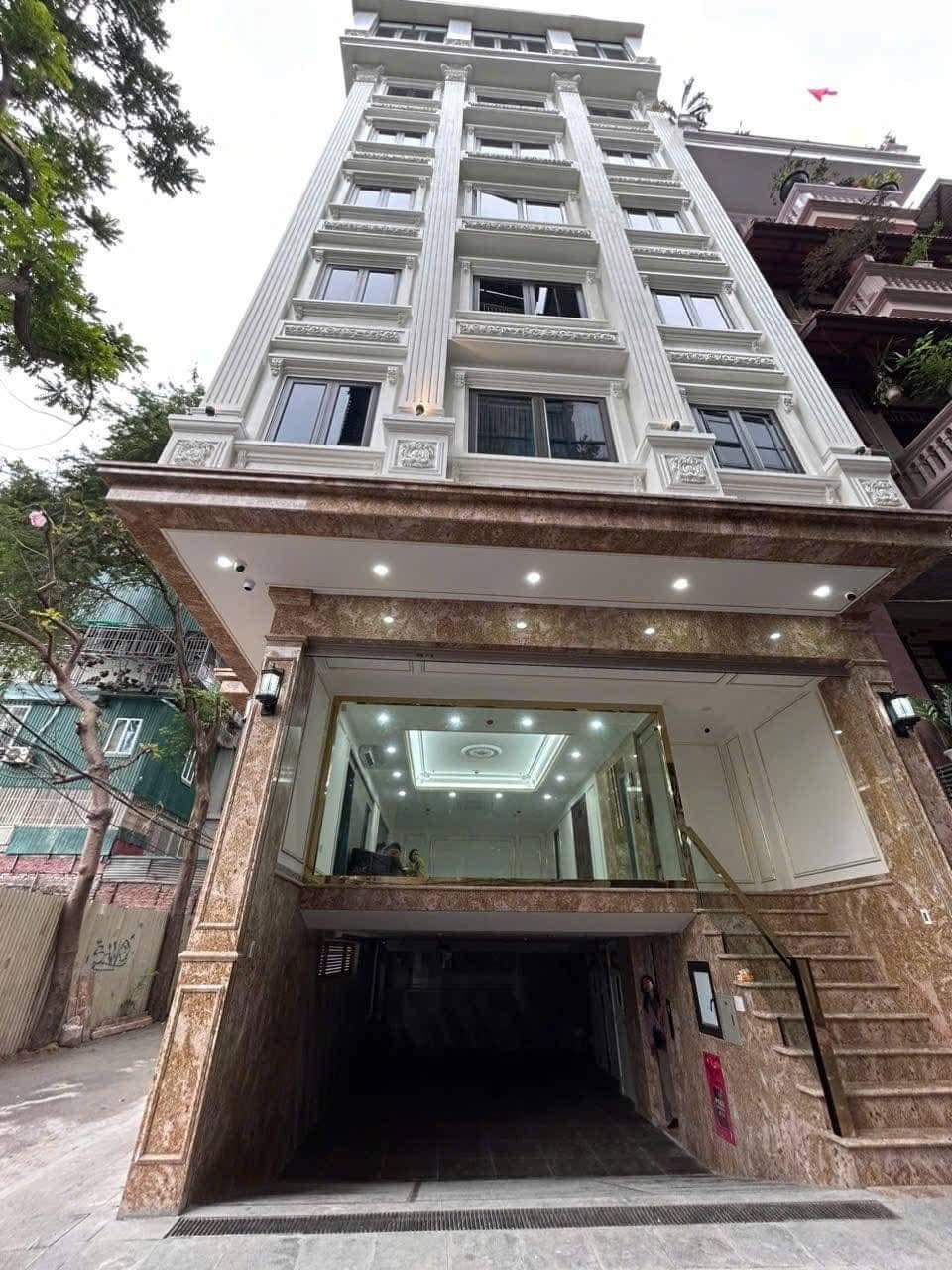 Cho thuê nhà, 157m2- 8T, Nguyễn Trường Tộ, Hàng Than, Trấn Vũ -62 tr