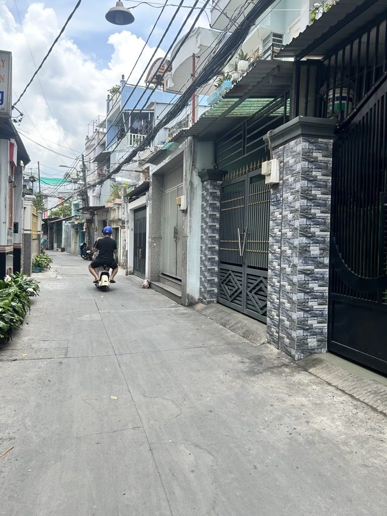 Bán nhà Dương Bá Trạc 10x46, 462m2 chỉ 46 tỷ- 0931172218