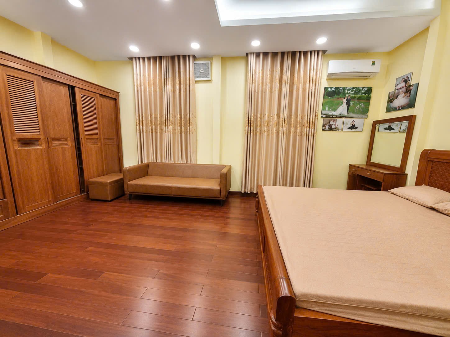 NHÀ ĐẸP SÁT CHỢ HÔM – THANG MÁY – Ô TÔ ĐỖ CỬA – Ở SƯỚNG GIỮA TRUNG TÂM 40m². 6 tầng