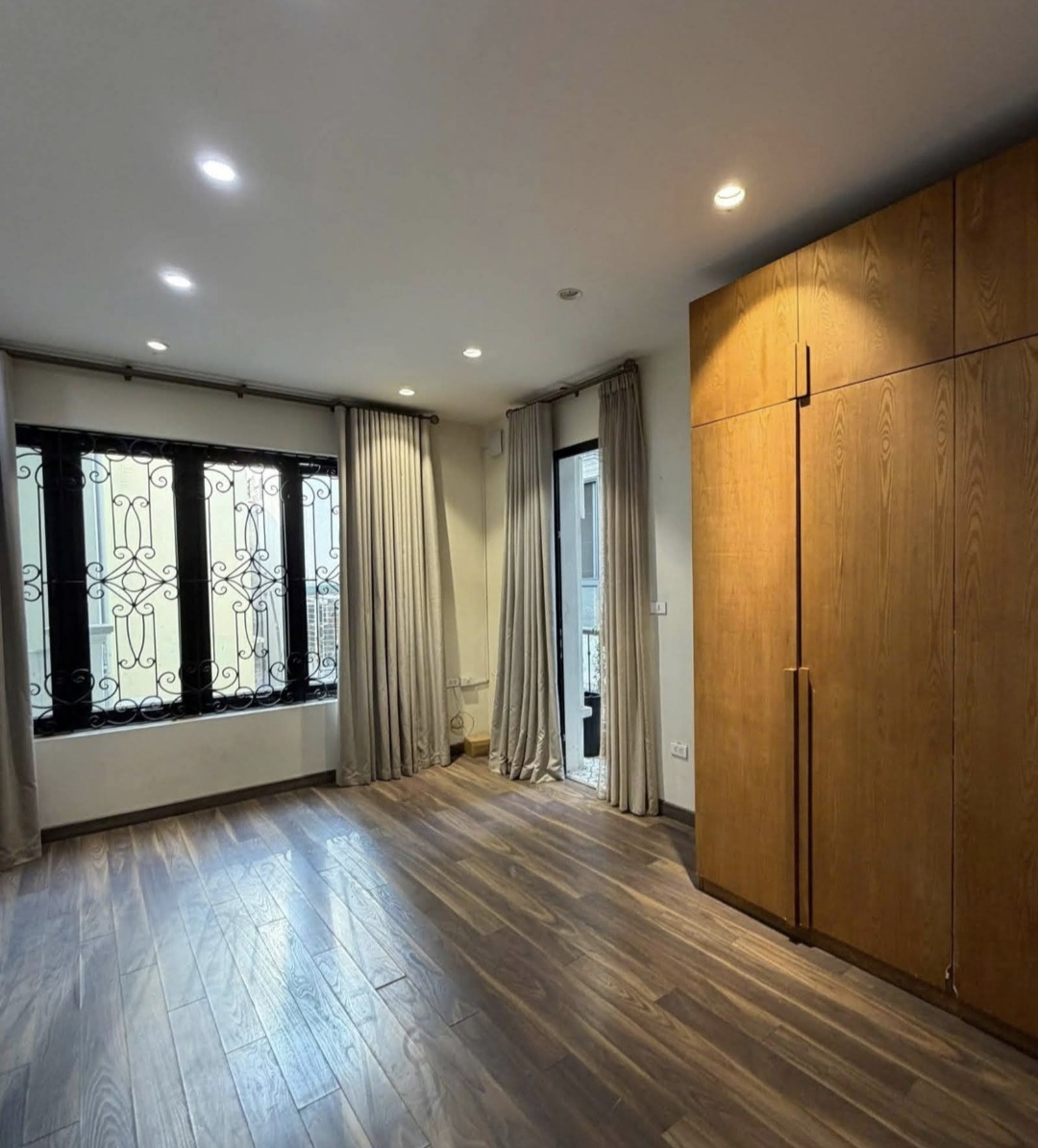 Nhà phố NGUYỄN TRƯỜNG TỘ 5 tầng, 38m²