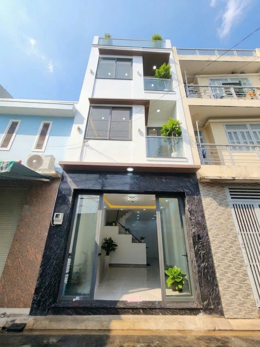 MẶT TIỀN XE HƠI ĐỖ CỬA LƯƠNG THẾ VINH TÂN PHÚ 49M2 4 TẦNG 5PN 4WC SÂN THƯỢNG CHỈ 7.7 TỶ