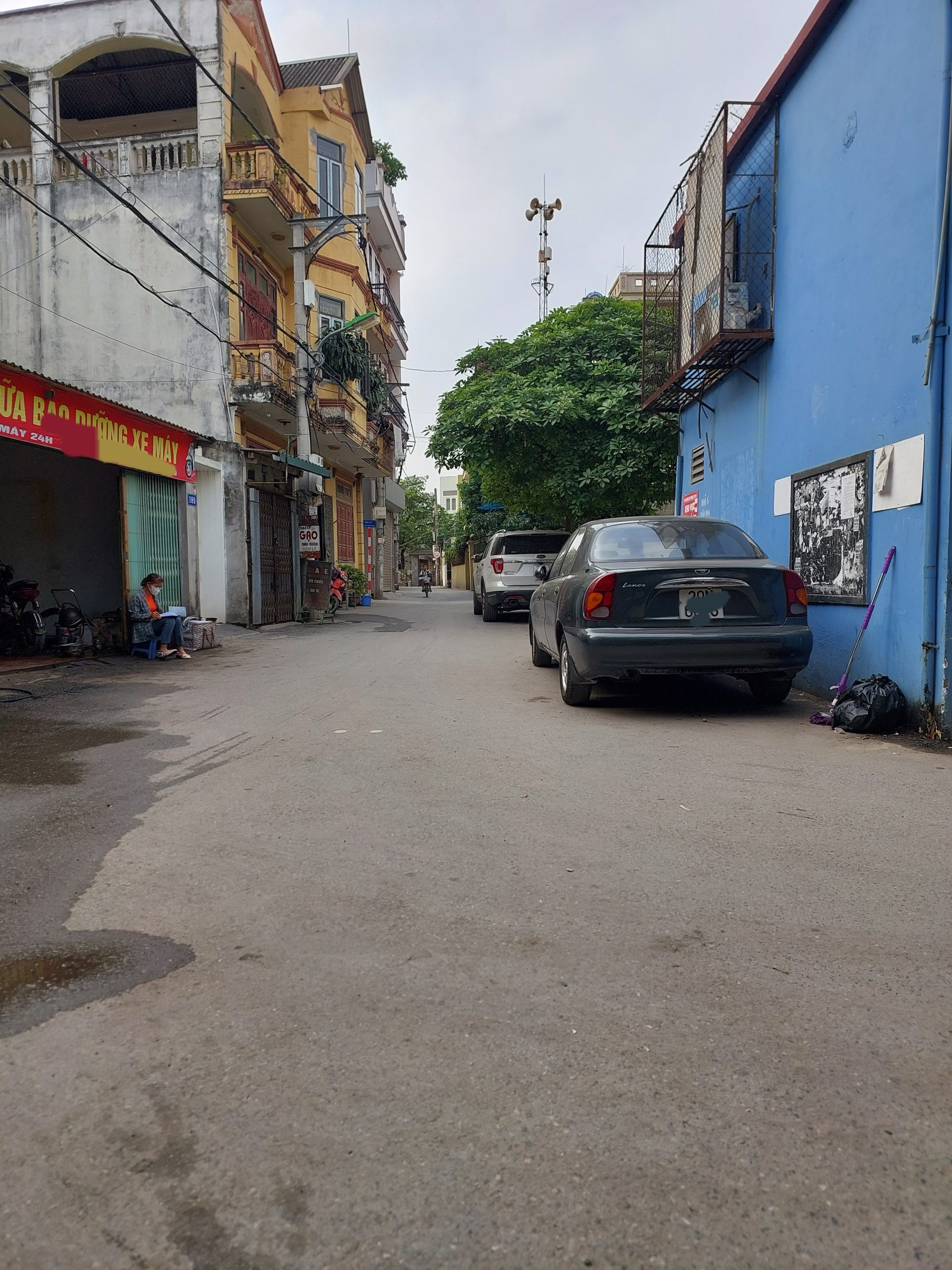 HOT NHÀ DÂN XÂY THƯỢNG THỤY – GARA Ô TÔ – ĐƯỜNG 2 XE TẢI TRÁNH