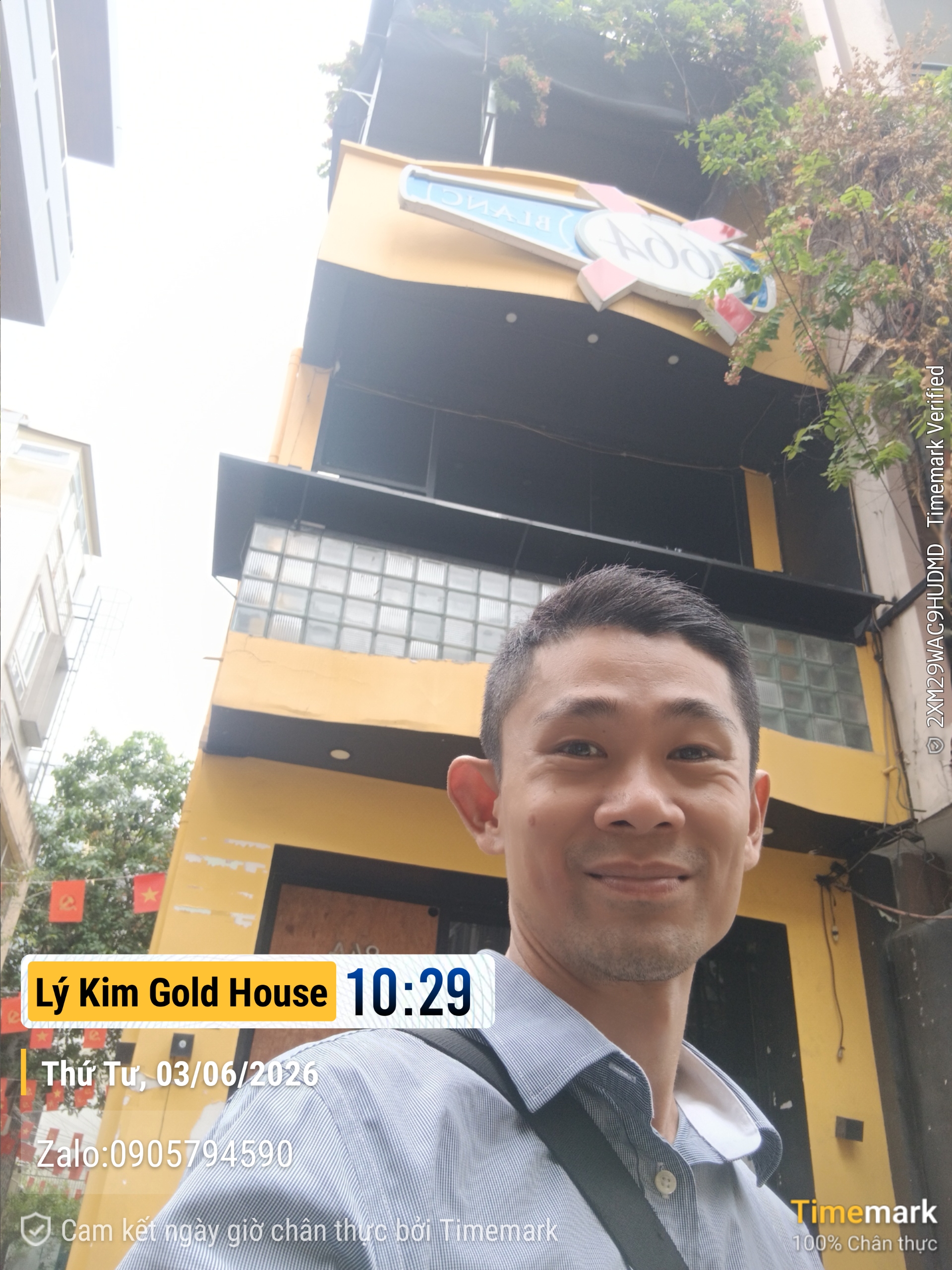 Bán Nhà Căn Góc Mặt Tiền Quận 1 - Không Lộ Giới - 68m² x 3 Tầng - Tiện Kinh Doanh - 29 Tỷ Nhà Ngang 4m Dài 17m - 3 Tầng Trống Suốt Nhà 3 Mặt Cực Thóang