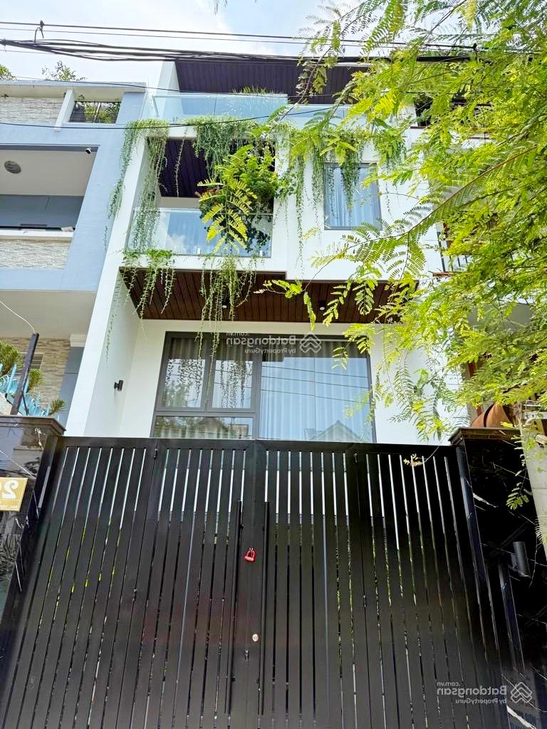 Bán nhà mặt tiền 4 tầng Lê Bôi, KDC Phú Lợi, ngang 5m, Thang Máy, Tặng Nội Thất ở ngay