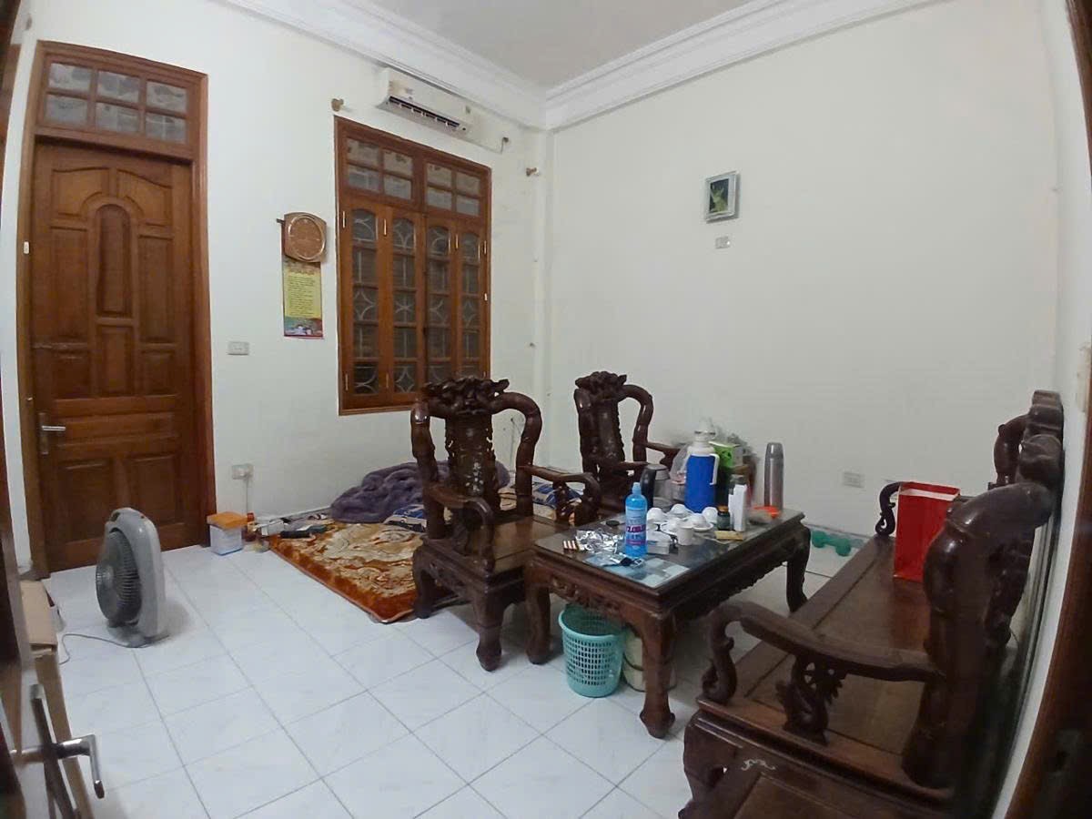 NHÀ MẶT PHỐ - KINH DOANH SẦM UẤT - ĐƯỜNG THÔNG SANG PHÙNG KHOANG-KHU VỰC ĐÔNG SINH VIÊN THUÊ TRỌ