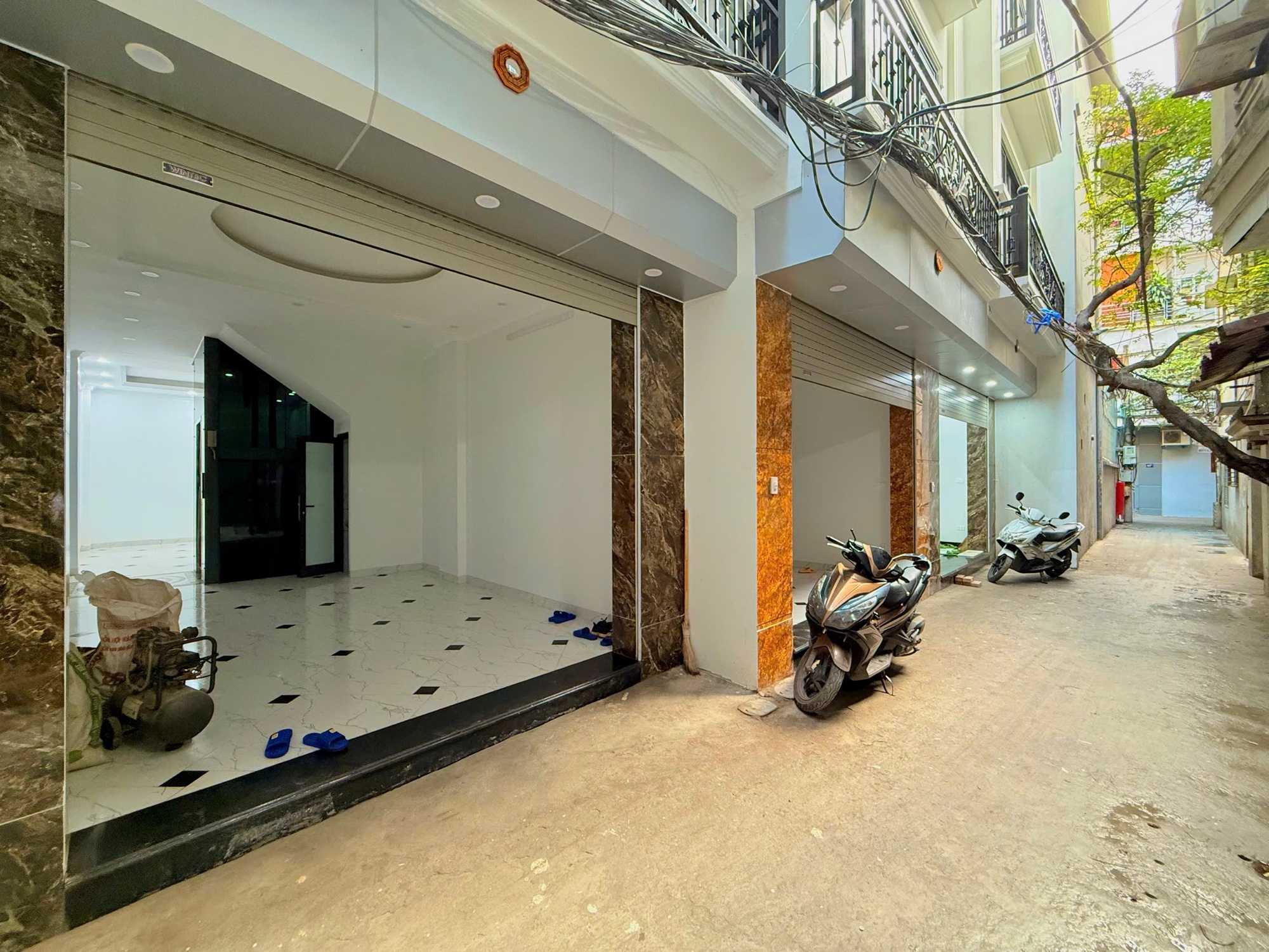 5 TẦNG THANG MÁY - 7 PHÒNG - VỪA Ở VỪA CHO THUÊ - 2 THOÁNG TRƯỚC SAU - NGÕ TRƯỚC NHÀ 3M - MẶT TIỀN RỘNG ĐẸP - NGÕ THÔNG - 58 NGUYỄN KHÁNH TOÀN-TẶNG LẠI TOÀN B