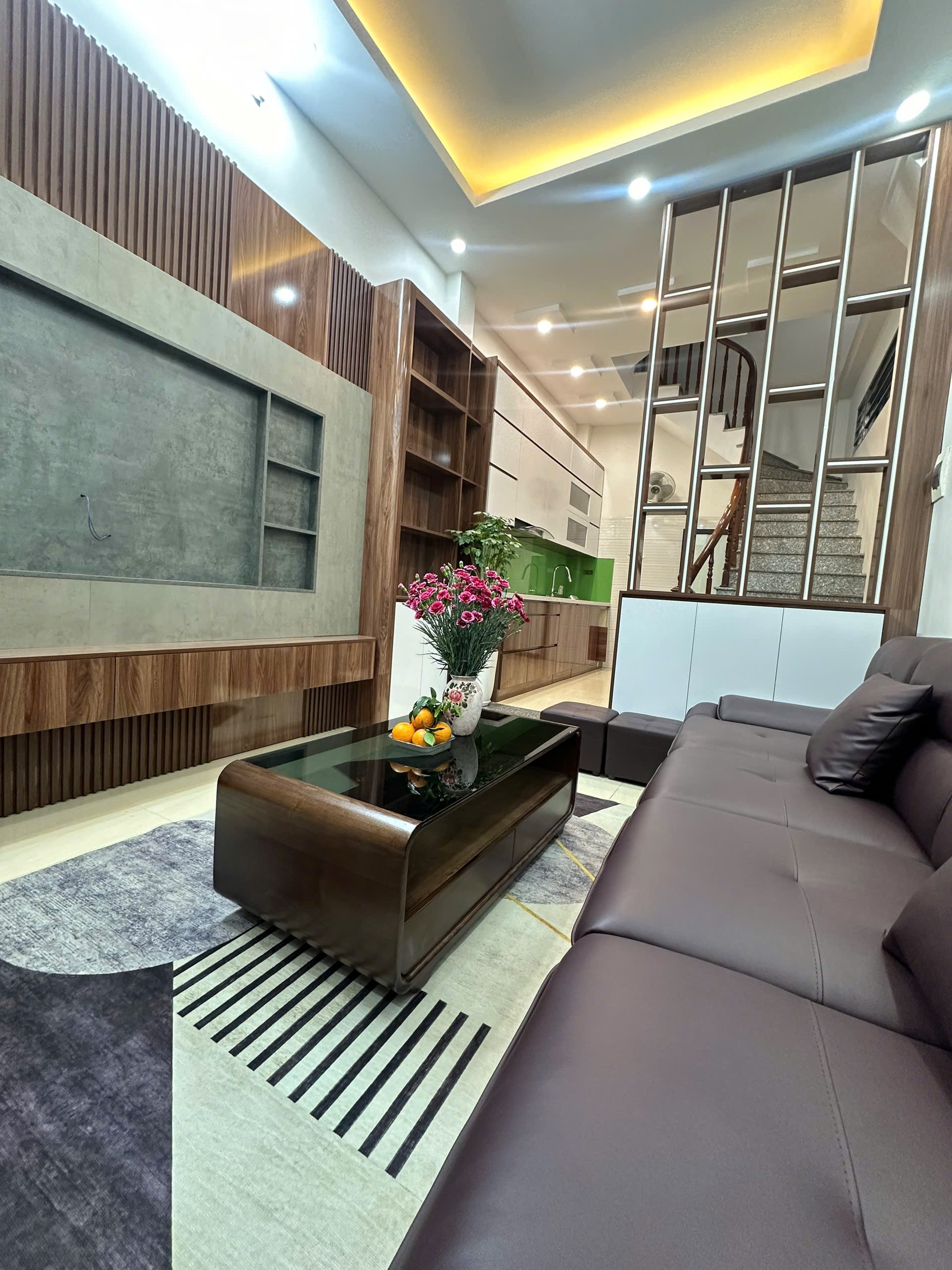 MỸ ĐÌNH - NAM TỪ LIÊM - NHÀ ĐẸP LÔ GÓC KINH DOANH NHỎ - 5 TẦNG 30M FULL NỘI THẤT CHỈ 9,2 TỶ