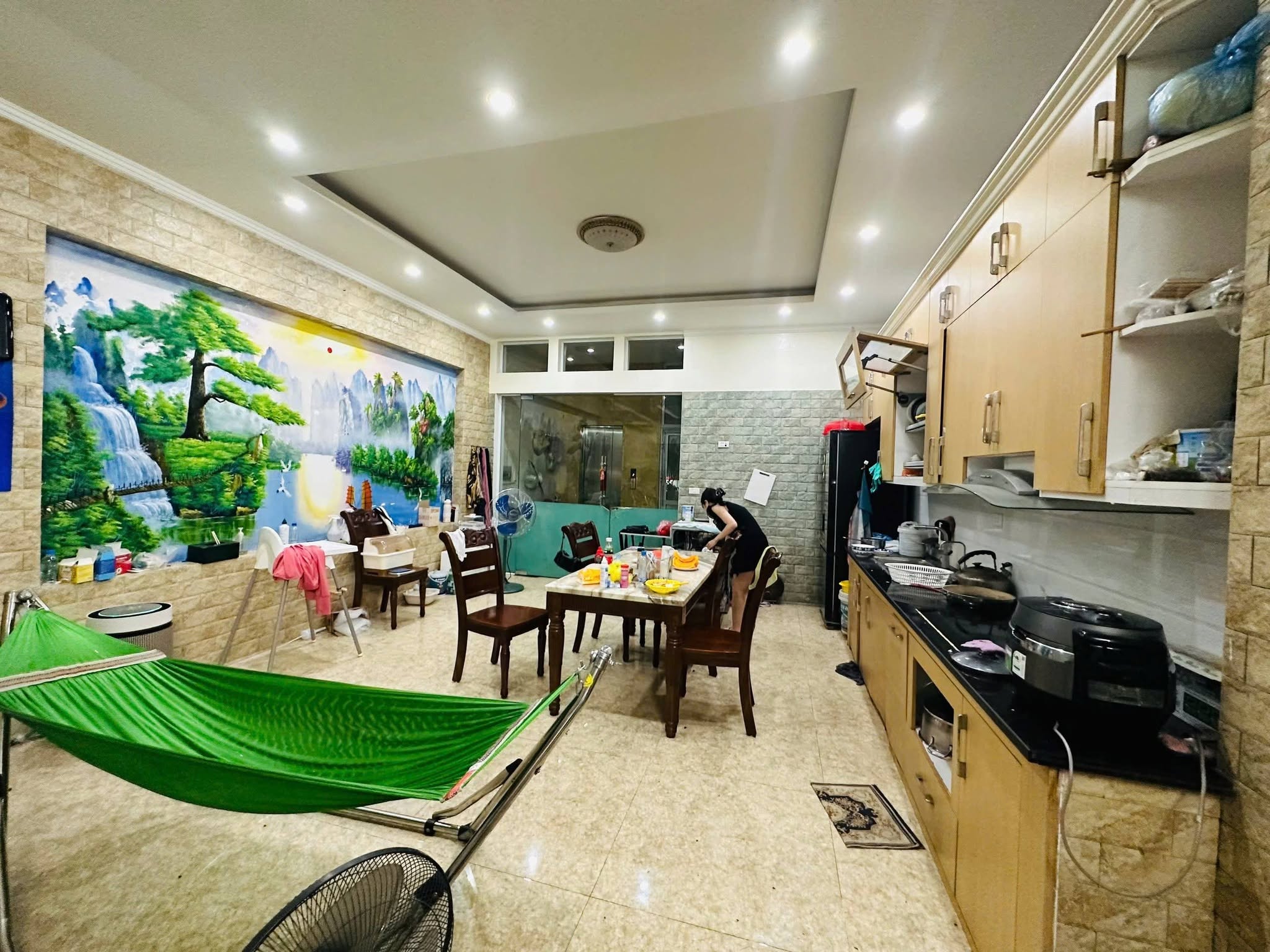 (Chính chủ) bán nhà mặt phố Thi Sách, 4 tầng, mặt tiền 4.5m, 60m2, 45 tỉ, kinh doanh đỉnh