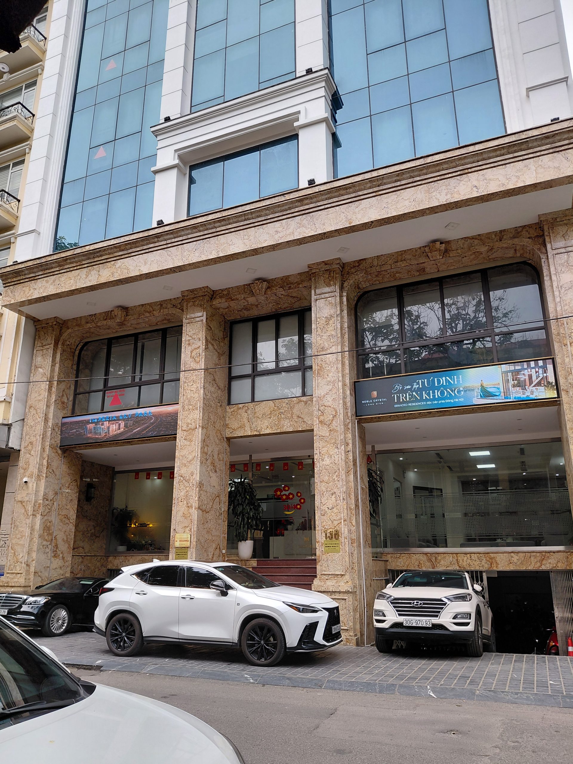 TÒA VĂN PHÒNG 2 MẶT PHỐ HOÀNG NGÂN – 225M² – 8 TẦNG 1 HẦM – MẶT TIỀN 16M SIÊU KHỦNG – BIỂU TƯỢNG DOANH NGHIỆP KHU TÂY HÀ NỘI ️