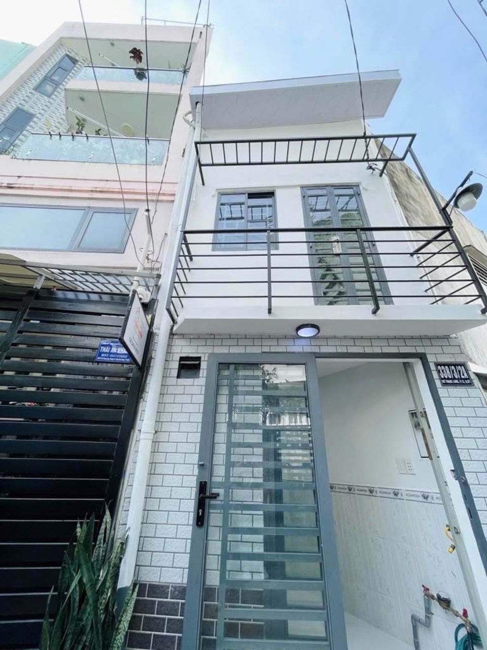[K2448] Nhà sát cầu Băng Ky cách 1 căn ra hẻm xe hơi. Giá sập hầm 1.x tỷ