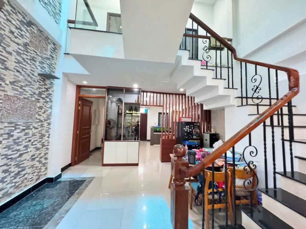 ► MT khu Phước Lý, Gần Bến Xe, 2 tầng đúc + tum, cực chắc đẹp, chính chủ xây ở