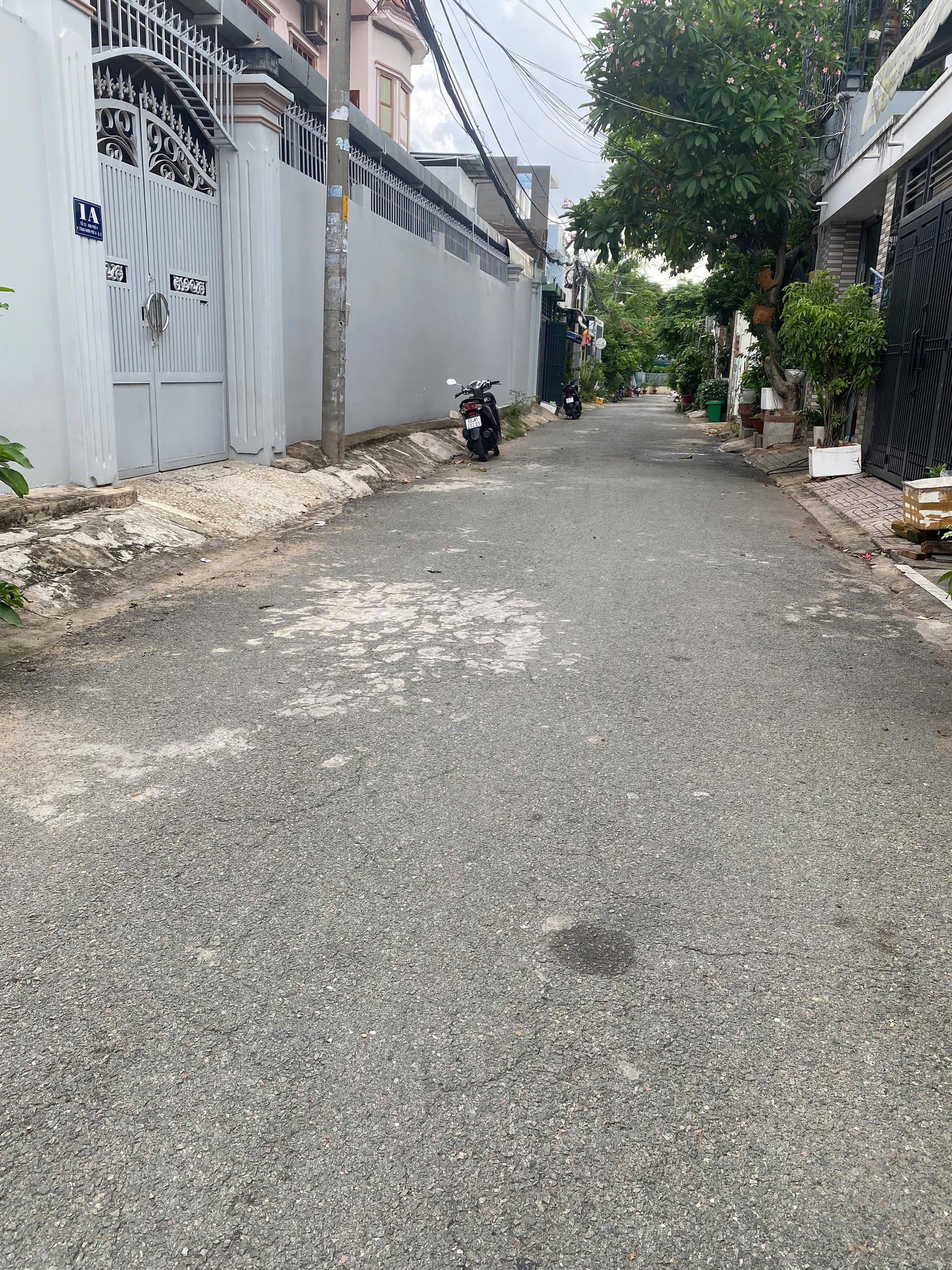 Lô đất HXH đường 385 tăng nhơn phú A, DT 84m khu vip, giá tốt