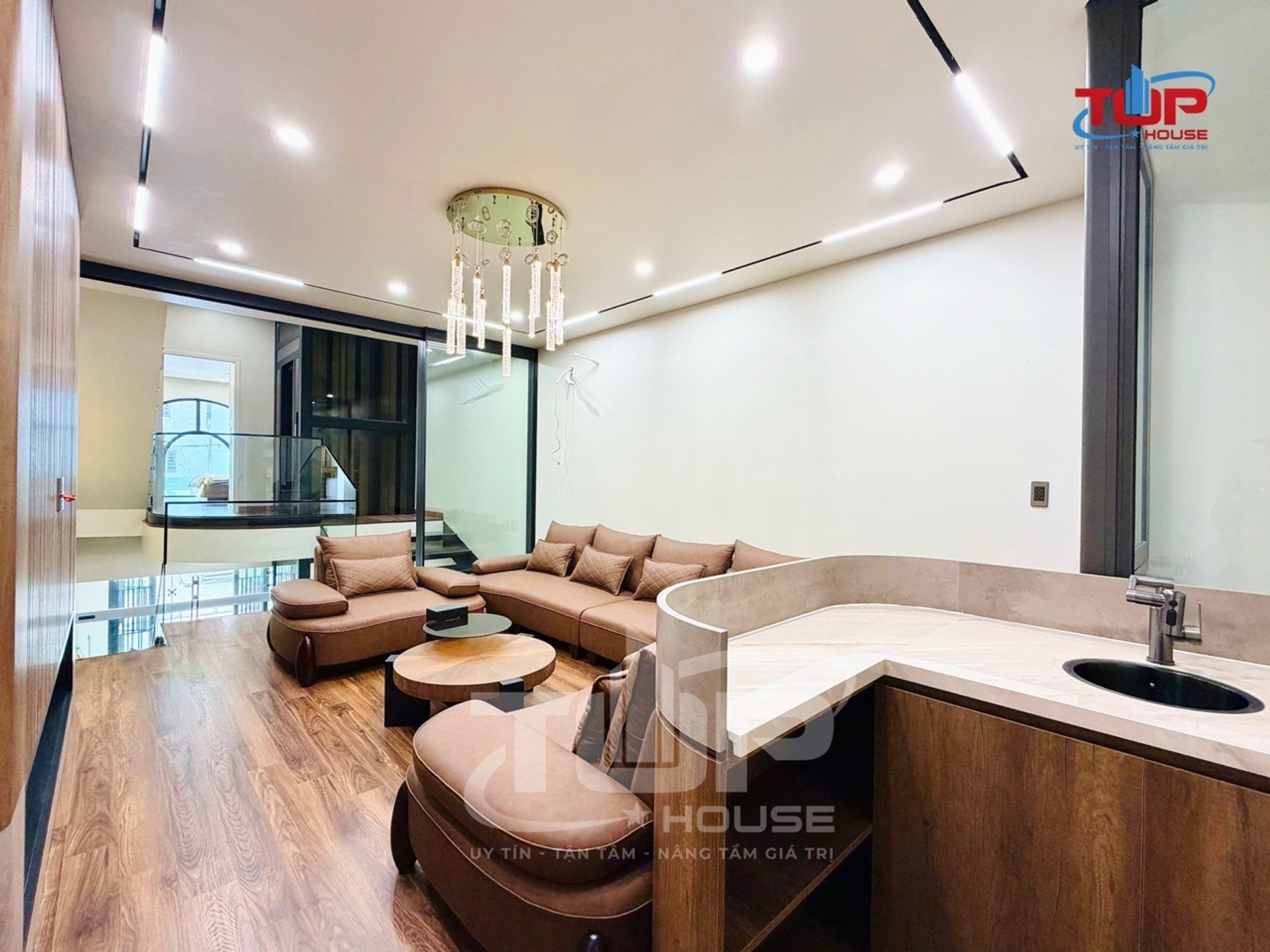 Mini Villa 5 tầng độc lập khu Thiên Lôi – An Biên