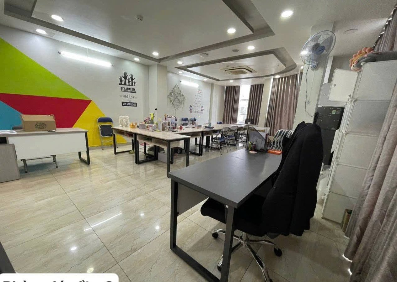 Bán gấp tòa nhà góc 2 mặt tiền hẻm xe hơi Lê Văn Sỹ, P1 Tân Bình, sẵn hợp đồng thuê.