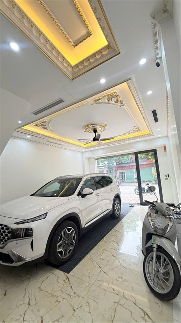 Bán nhà Võng Thị vỉa hè oto , kinh doanh – gần Hồ Tây 65m 5tầng 24.6tỷ