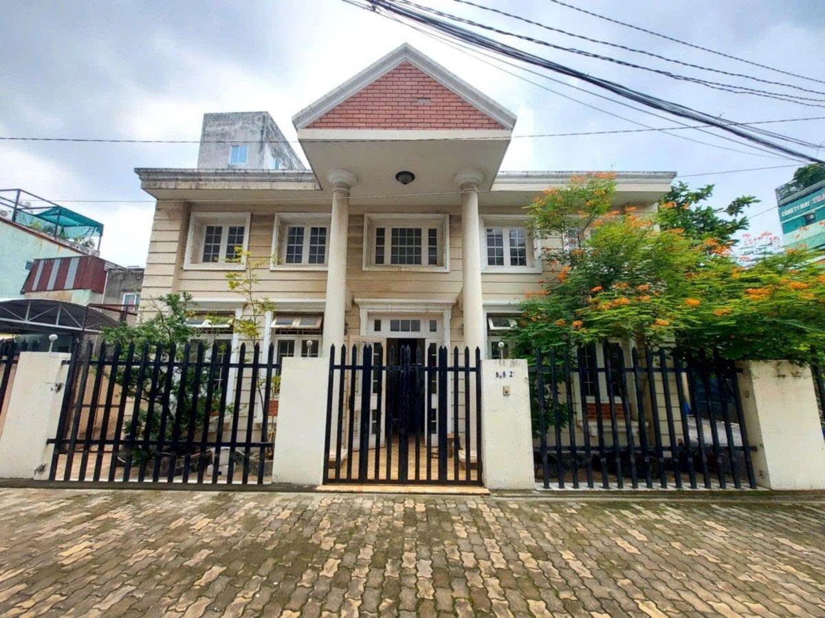 Giữ tiền bằng bất động sản trung tâm: Biệt thự sân vườn gần 200m² tại Bình Thạnh giá chỉ 35 tỷ.