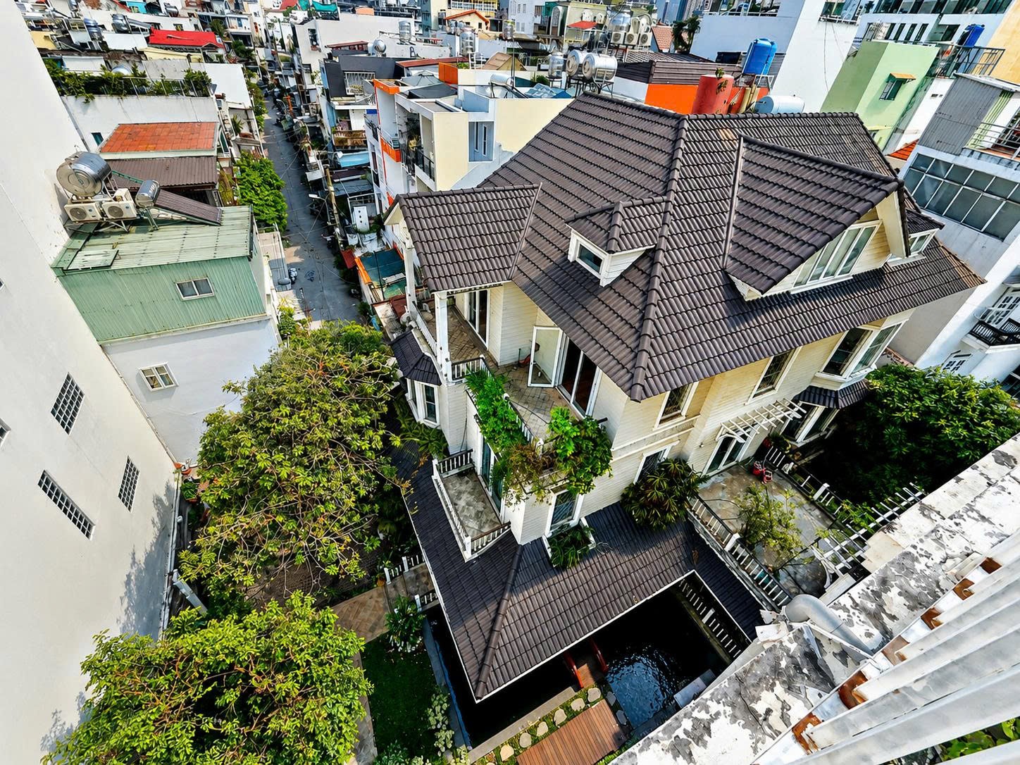 SIÊU PHẨM BIỆT THỰ KHU VIP CƯ XÁ TỰ DO – QUỸ ĐẤT HIẾM 461,6m² – NGANG GẦN 20M – KÈM TÒA NHÀ 5 TẦNG THANG MÁY