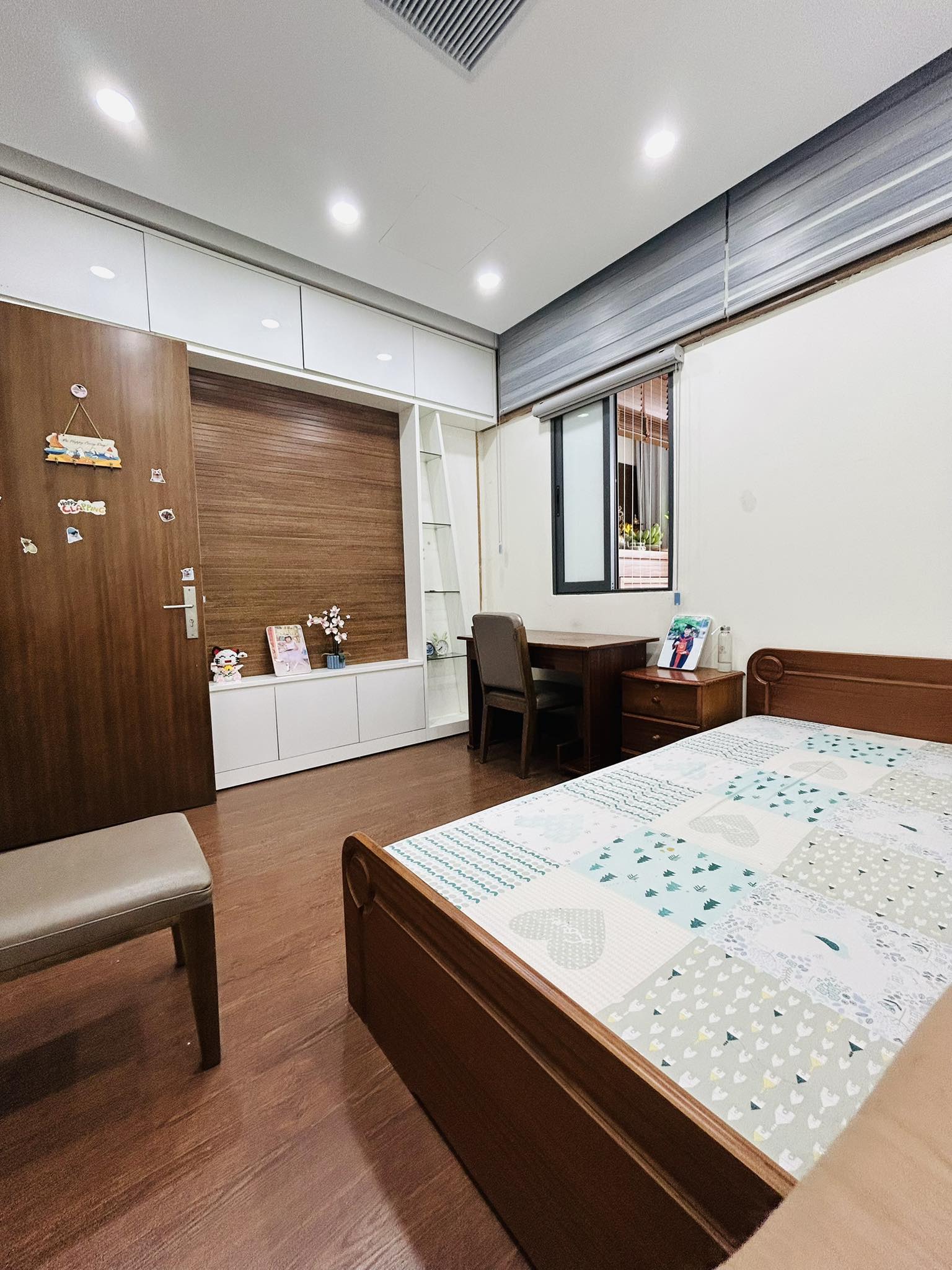 Bán chung cư 3 ngủ lô góc toà C'LAND LÊ ĐỨC THỌ. DT 155m tầng 10 giá 11.2 tỷ TL