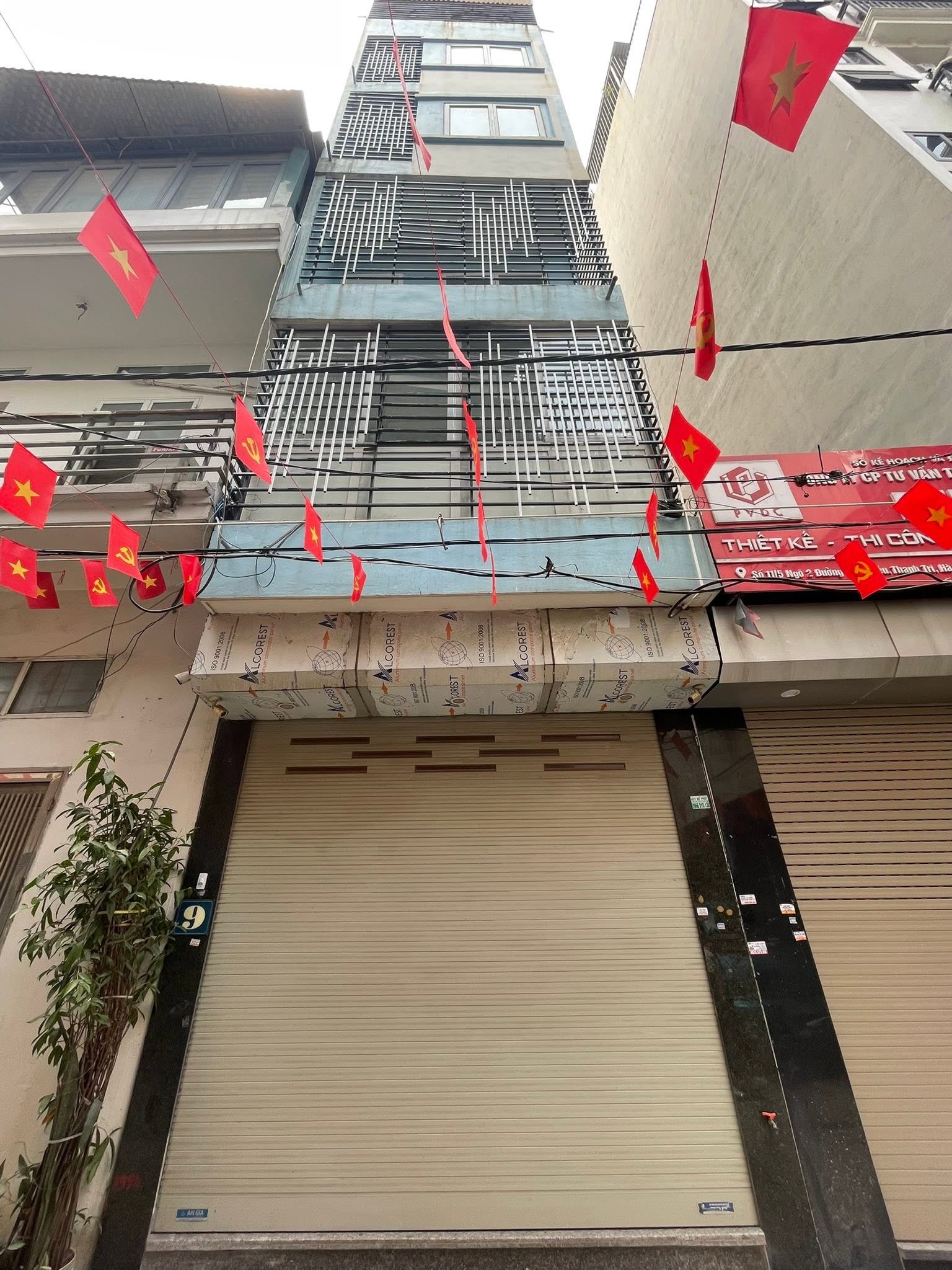 Hoàng Như Tiếp Long Biên 10 tỷ 50m,ô tô đỗ cửa,gần phố