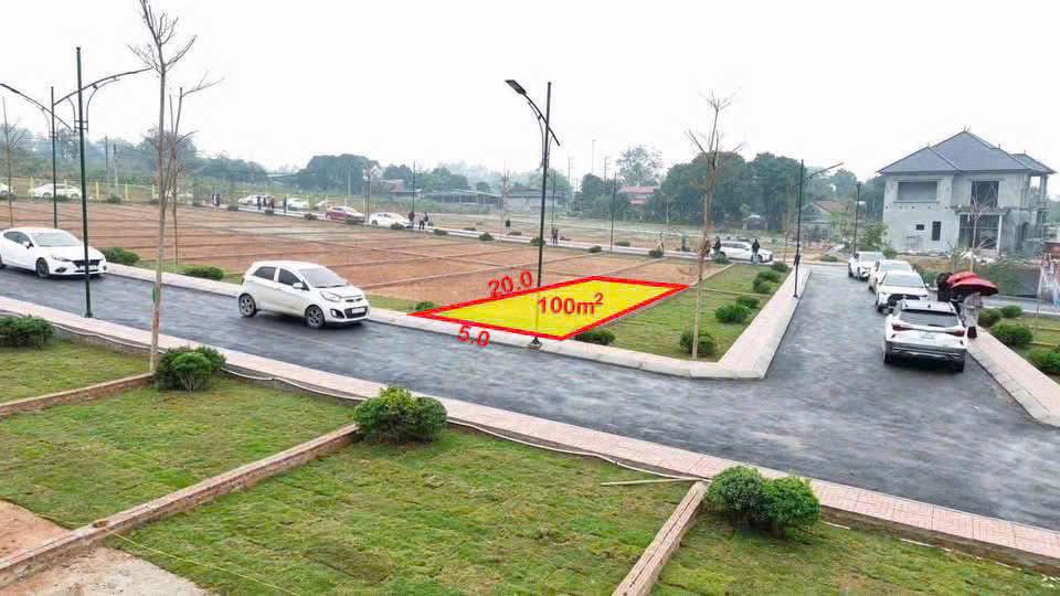 Chính chủ cần bán gấp Đất Phú Mãn 100m2 giá 28tr/1m2 có thương lượng , gần ngã tư Hoà lạc, gần các trường Đại Học mới đc quy hoạch