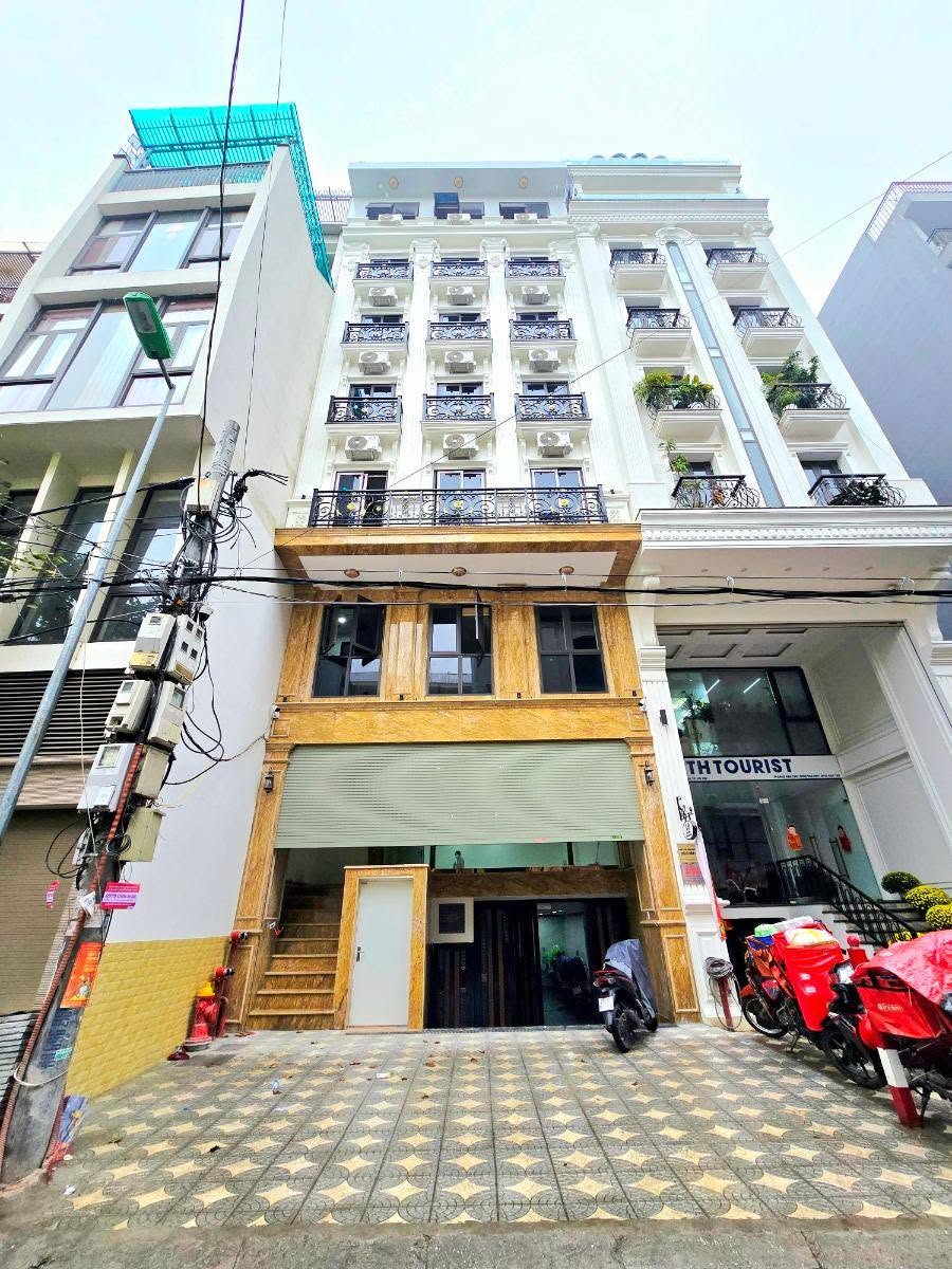 Tòa Apartment Mặt Phố Vỉa hè Rộng 9 Tầng MT 7.5M 82 Tỷ Dòng Tiền 250Tr/th