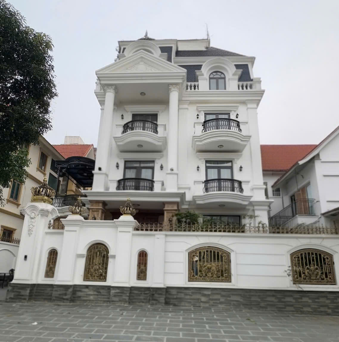 Nhà tôi cho thuê nhà, Lê Trọng Tấn, Hoàng Văn Thái,, 341m2x 4T -58 tr
