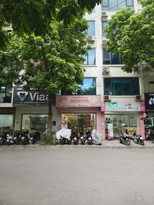 25TR/THÁNG! VỈA HÈ! 3 Ô TÔ TRÁNH! MẶT NGÕ 10 NGUYỄN VĂN HUYÊN 69M2, 2 TẦNG, MT5M. THÔNG SÀN
