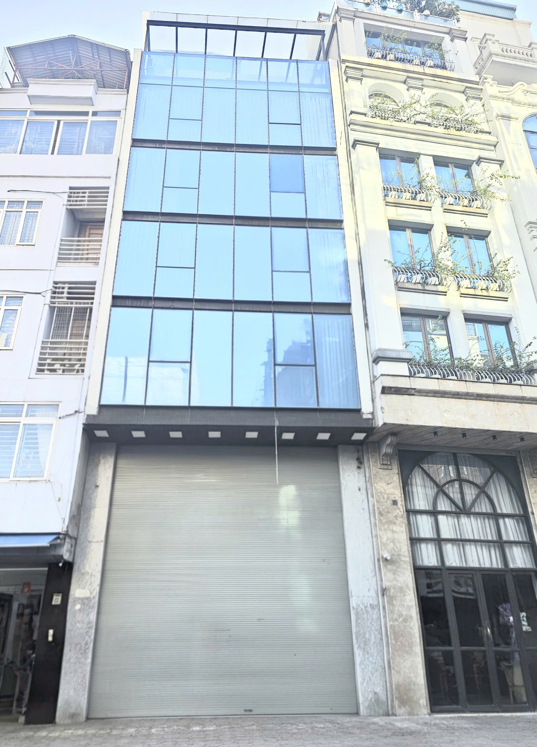 Cho thuê nhà, 91m2- 5T, Nguyễn Trường Tộ, Hàng Than, Trấn Vũ -50 tr