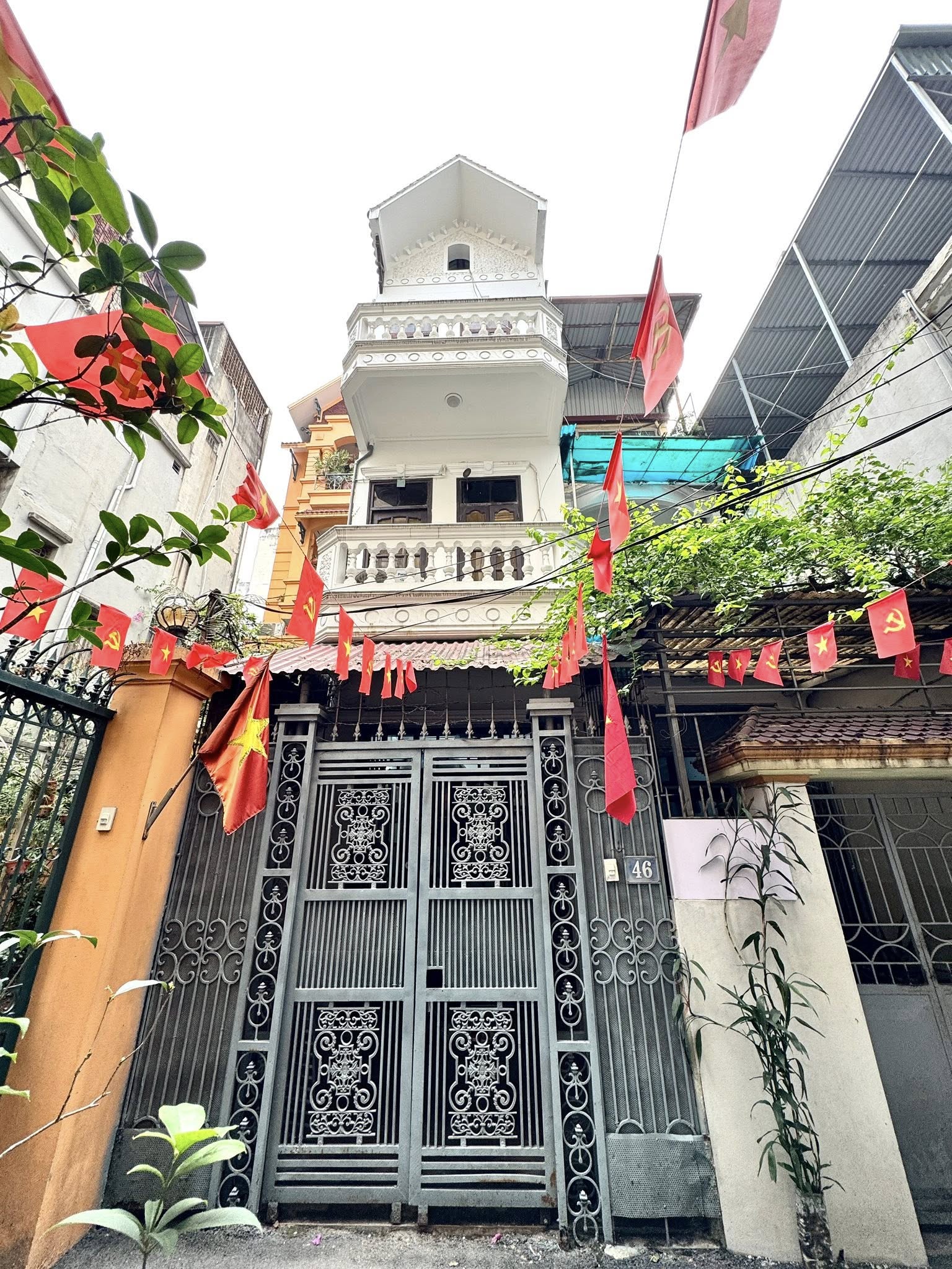 BÁN NHÀ ĐƯỜNG LÊ TRỌNG TẤN. THANH XUÂN. 75M2 - 3 TẦNG.