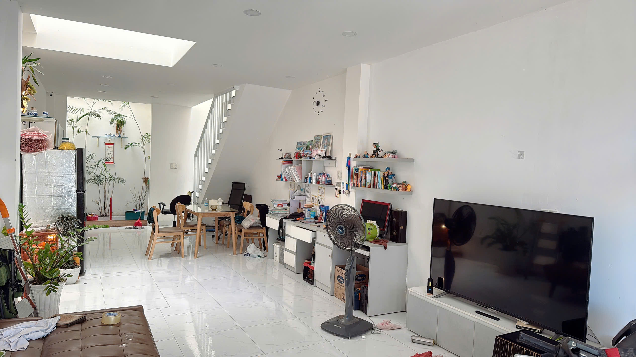 Bán nhà đổ 2 mê Tái Định Cư Đất Lành Vĩnh Thái Nha Trang, đường nhựa 13m