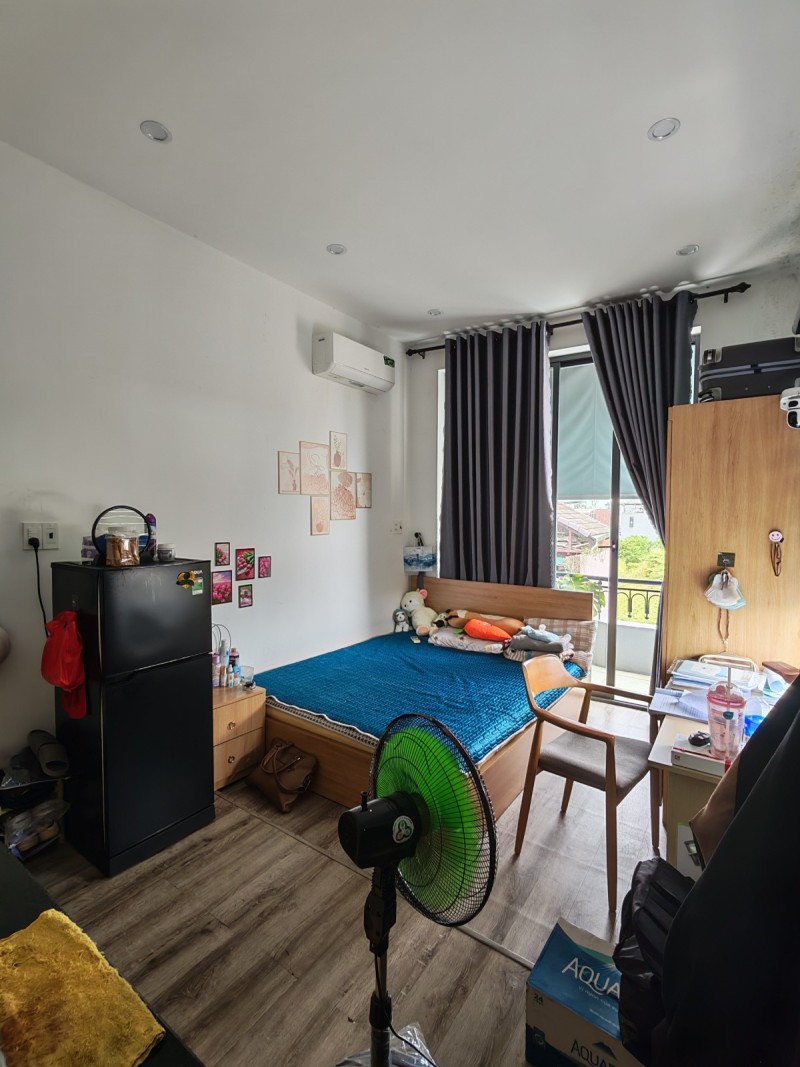 # Sát MT Hải Sơn, 43m2, ngang 5.5m 4 tầng, 5PN khép kín, thu 21tr/th, 4.x tỷ