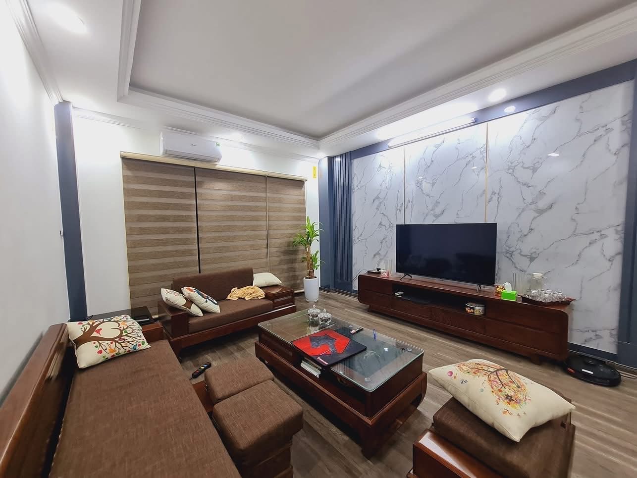 AN CƯ ĐỈNH- 75M - 7 NGỦ THOÁNG SÁNG- NGÕ THÔNG- GẦN HỒ THOÁNG MÁT- PHỐ TRẦN DUY HƯNG.