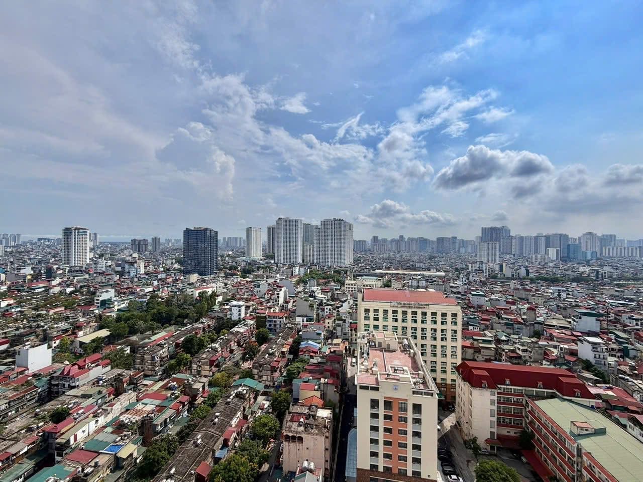 BÁN CĂN HỘ CHUNG CƯ HÀ THÀNH PLAZA 102 THÁI THỊNH ĐỐNG ĐA - 70M 2PN - HƠN 5 TỶ SĐCC VIEW MẶT PHỐ GẦN NGÃ TƯ SỞ