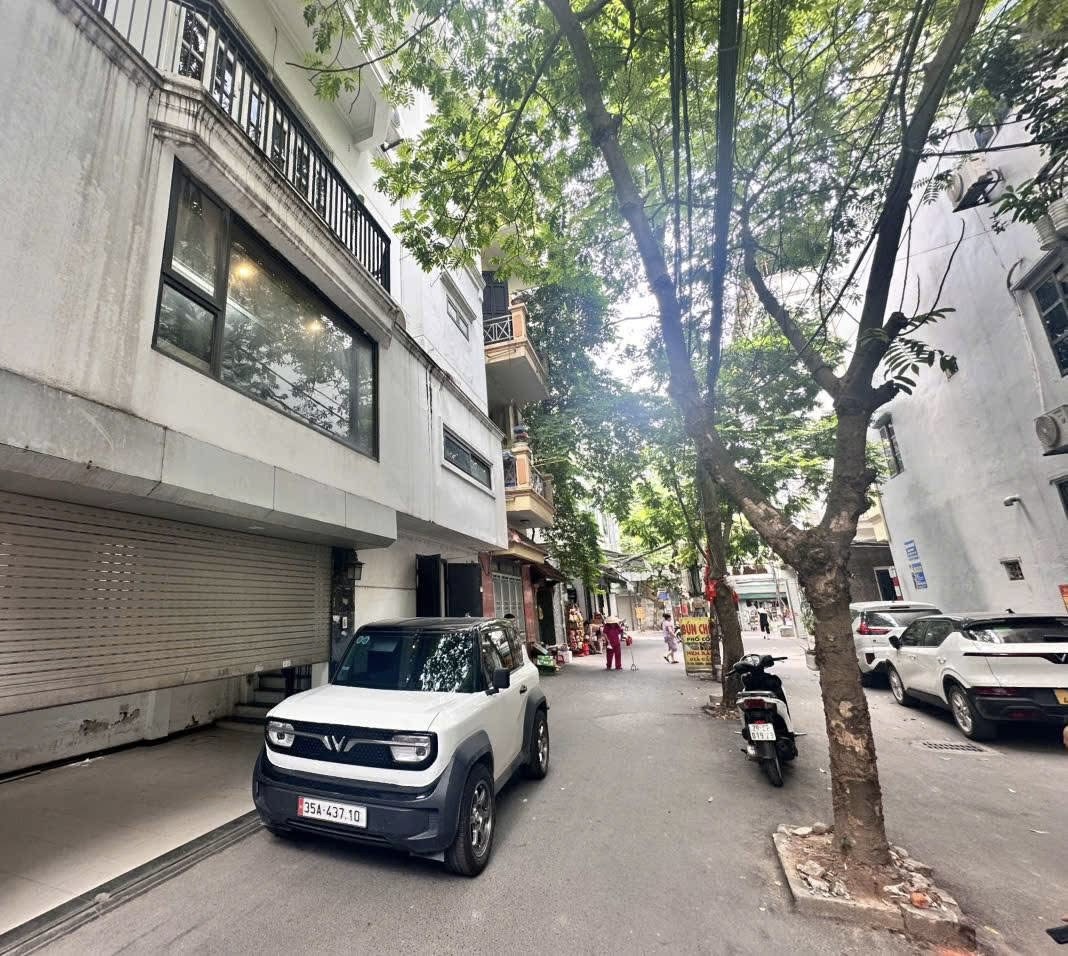 BÁN NHÀ PHÂN LÔ NGUYỄN VĂN TRỖI THANH XUÂN - 32M 5T MT 9.6M - OTO ĐỖ CỬA LÔ GÓC VỪA Ở VỪA KINH DOANH