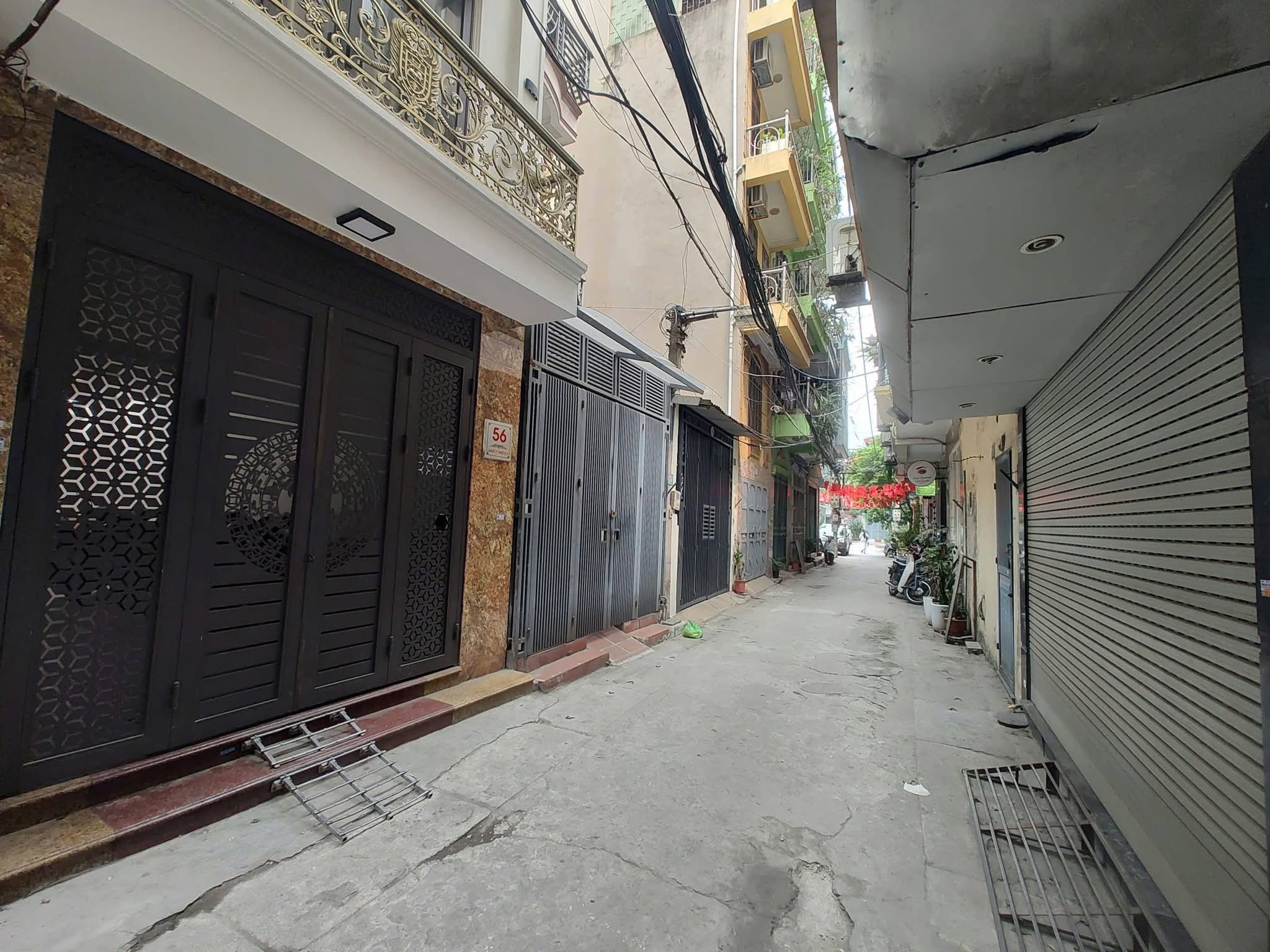 BÁN NHÀ PHÂN LÔ PHỐ 8/3 HAI BÀ TRƯNG - 100M 6T MT 3.5M - OTO ĐỖ CỬA CCMN 20 PHÒNG DÒNG TIỀN 120TR/THÁNG