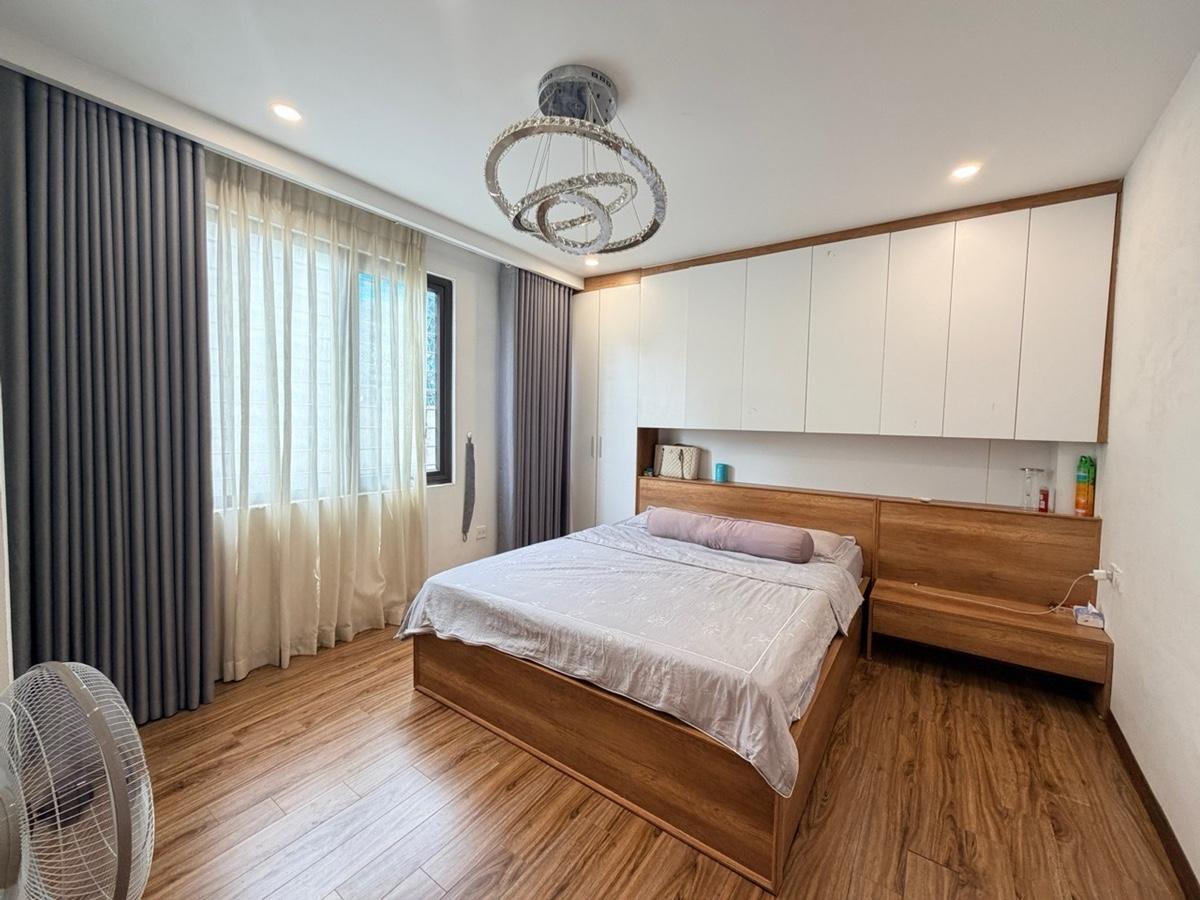 NHÀ ĐẸP TRUNG TÂM CẦU GIẤY, 33M² x 6 TẦNG FULL NỘI THẤT GIÁ CHÀO 11.6 TỶ