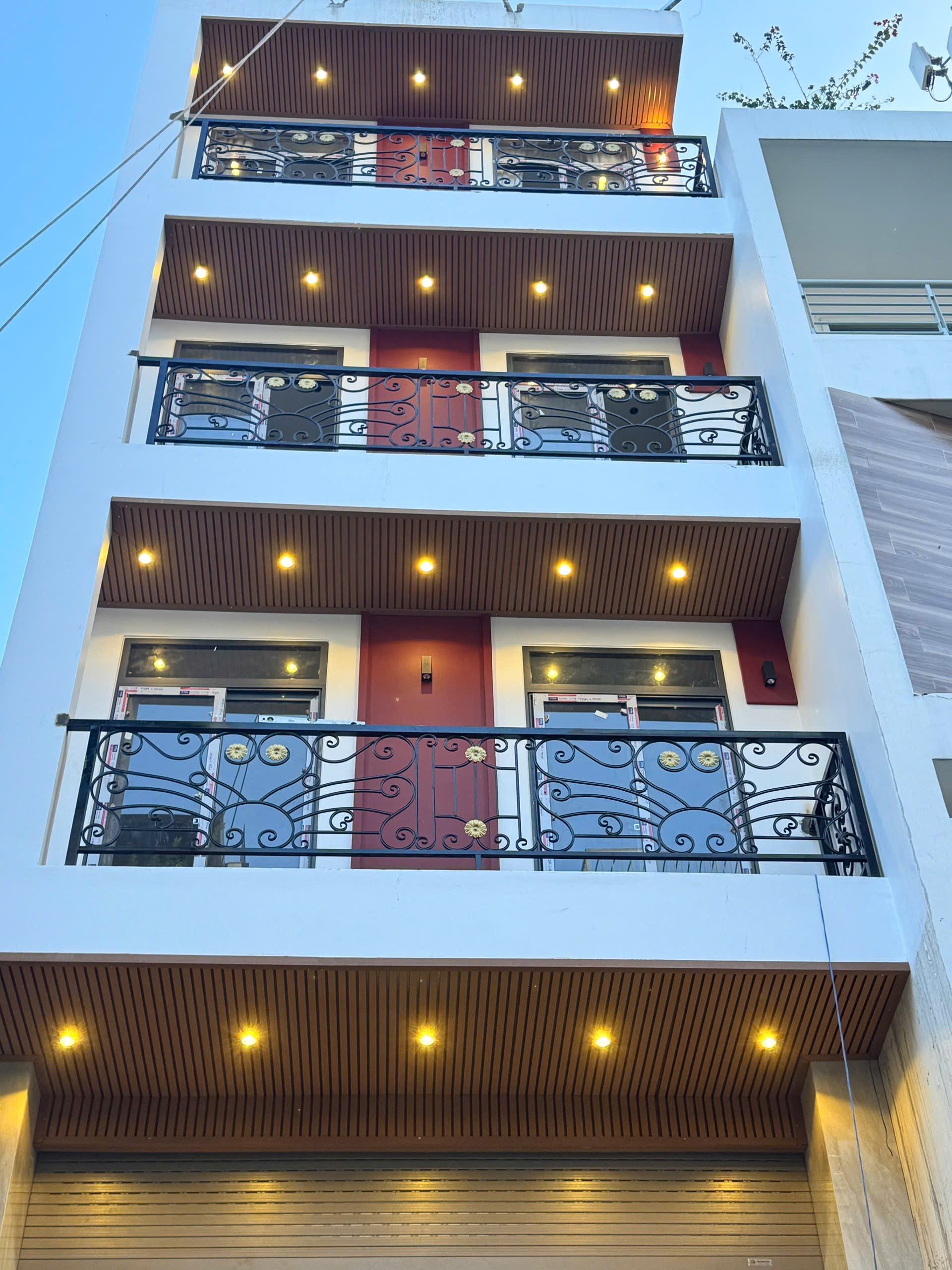 Có Dòng Tiền Sẵn 130tr/tháng - CHDV - Nguyễn Trãi Q.5 - 7 Tầng Có Hầm - 5 x 20 - Hẻm 6m Vị Trí Cực Vip Ngay P.2 - Q.5 - Hẻm Thông An Dương Vương