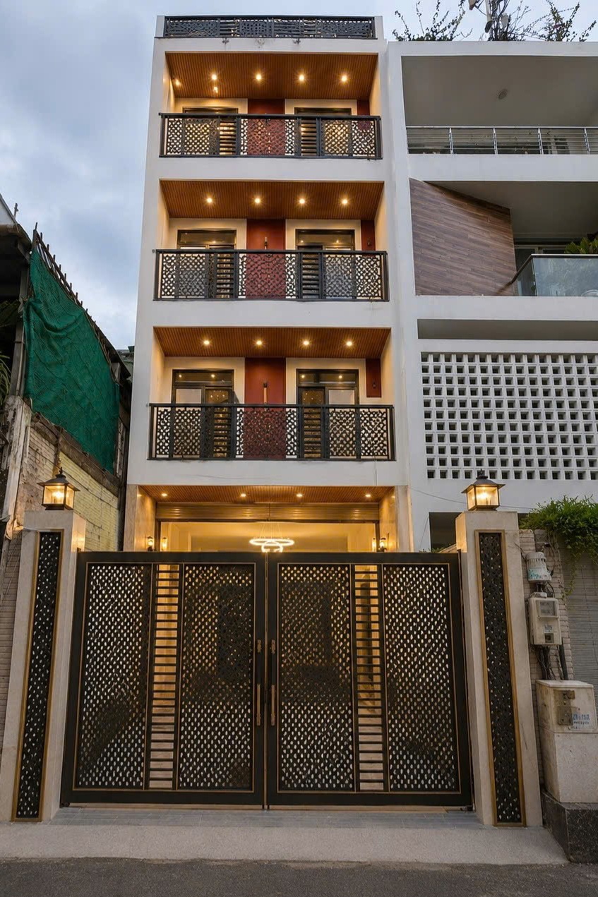 Nhà Nguyễn Trãi - P.3 - Quận 5 - Ngang 5,1m Dài 18m Có Sân 4m - 7 Tầng - Có 16 Phòng CHDV Có Sẵn Hợp Đồng 5 Năm - Khóan 140tr/tháng Sổ Chính Chủ