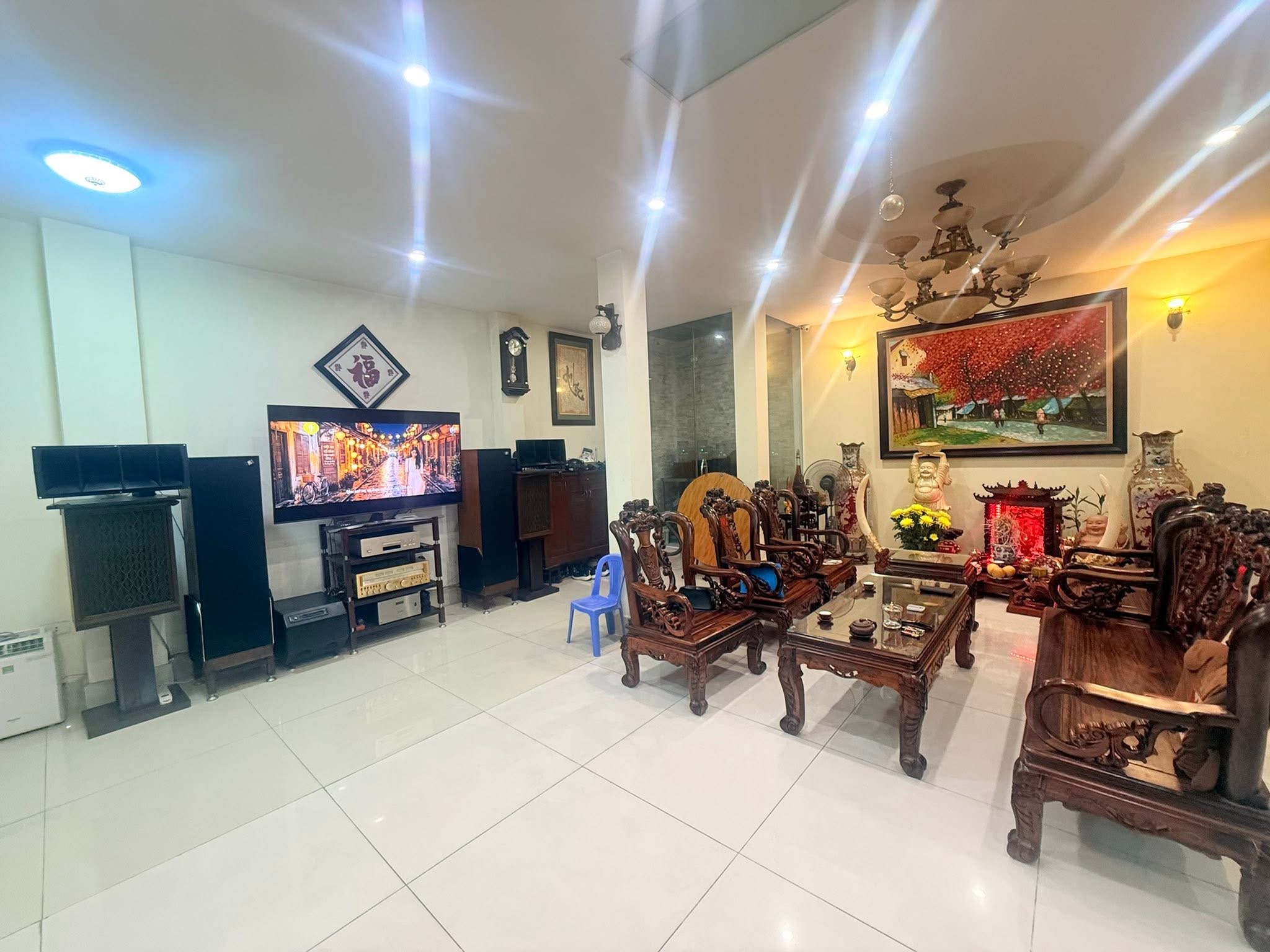 VỊ TRÍ VIP BA ĐÌNH - NHÀ DÂN XÂY - PHONG CÁCH BT PHỐ