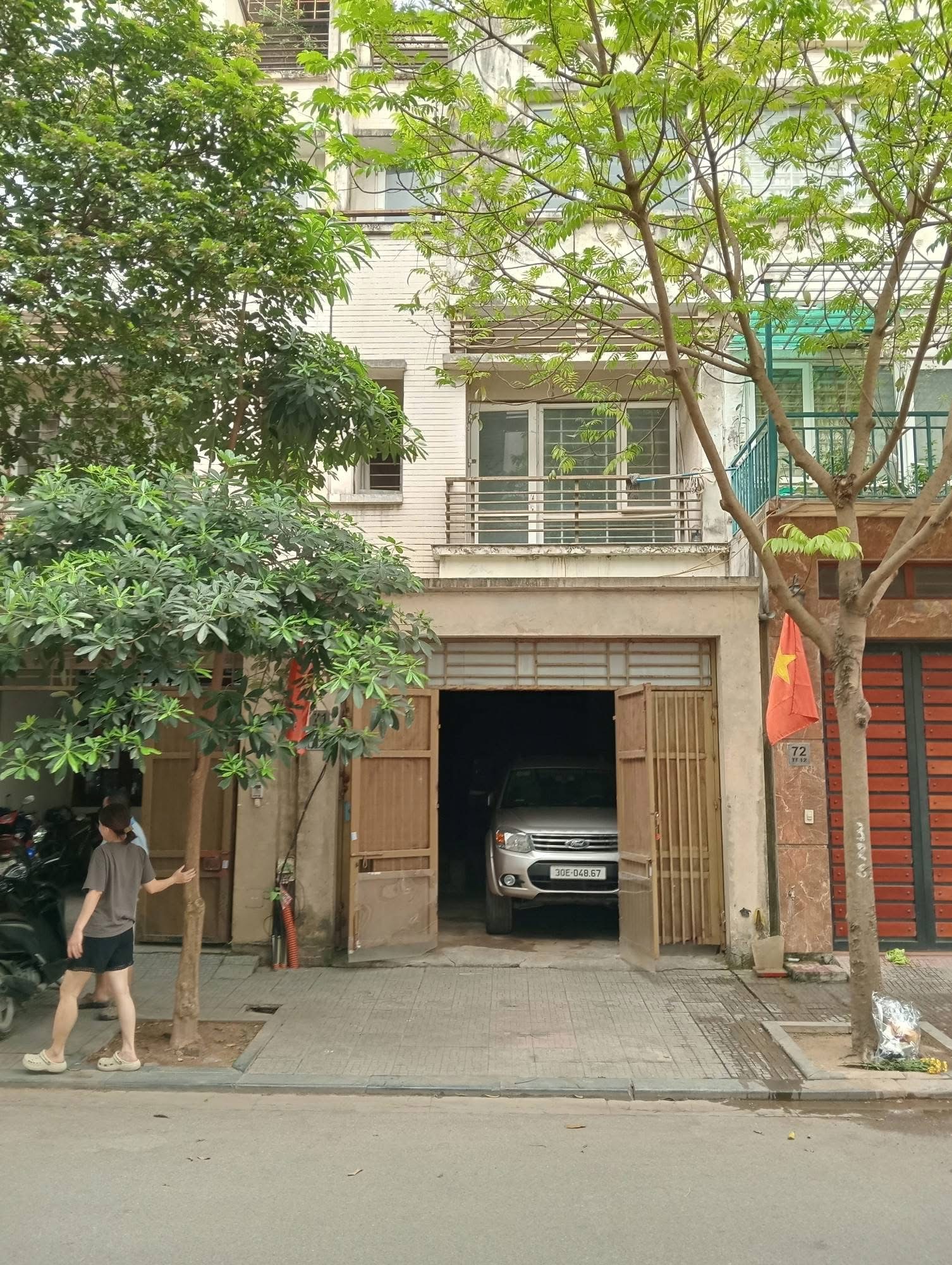 BÁN NHÀ LIỀN KỀ KĐT VĂN PHÚ - LÊ TRỌNG TẤN - HÀ ĐÔNG