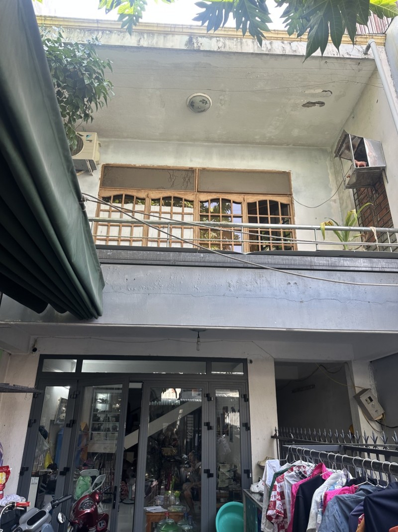 # Nhà kiệt Ô tô Lê Hữu Trác, 180m2, 2 tầng đang thu 24tr/th, giá chỉ 88tr/m2